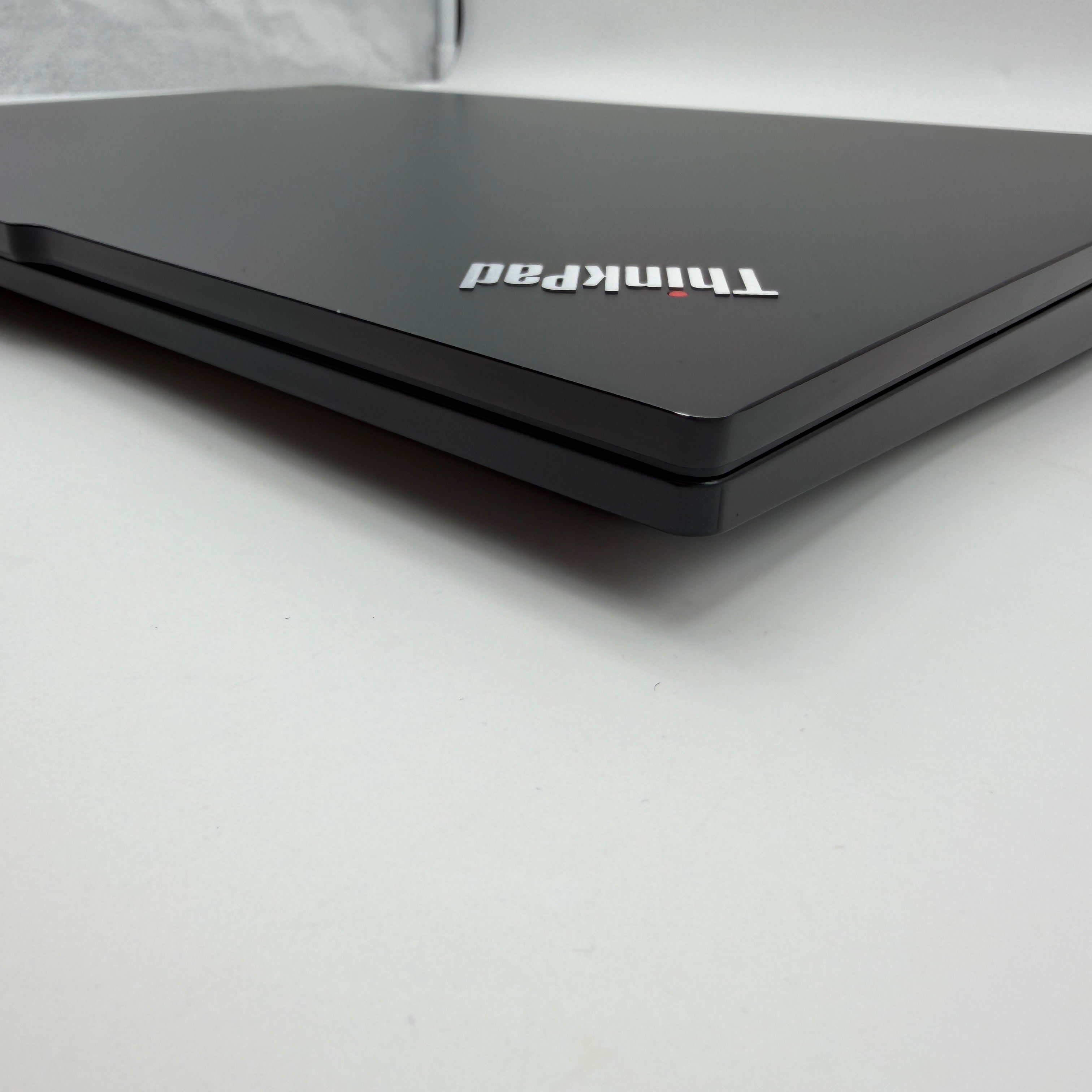 Lenovo Thinkpad E16 G1 i7-1355U 1,7 GHz 16GB 512GB Spanisch MwSt. #PSW210