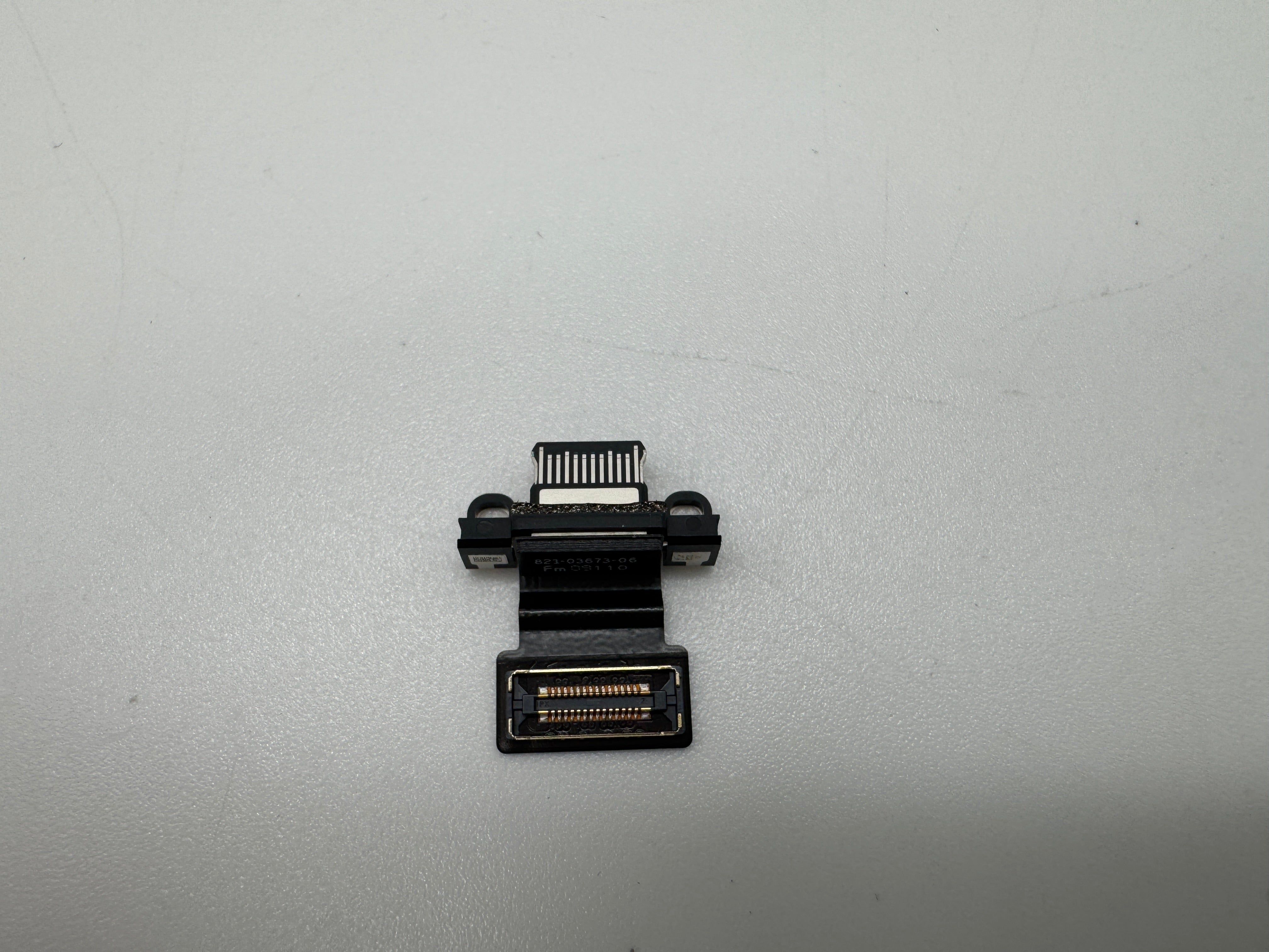 Macbook Air 13,3" A2681 USB-C Buchse Ladebuchse 821-03673-A