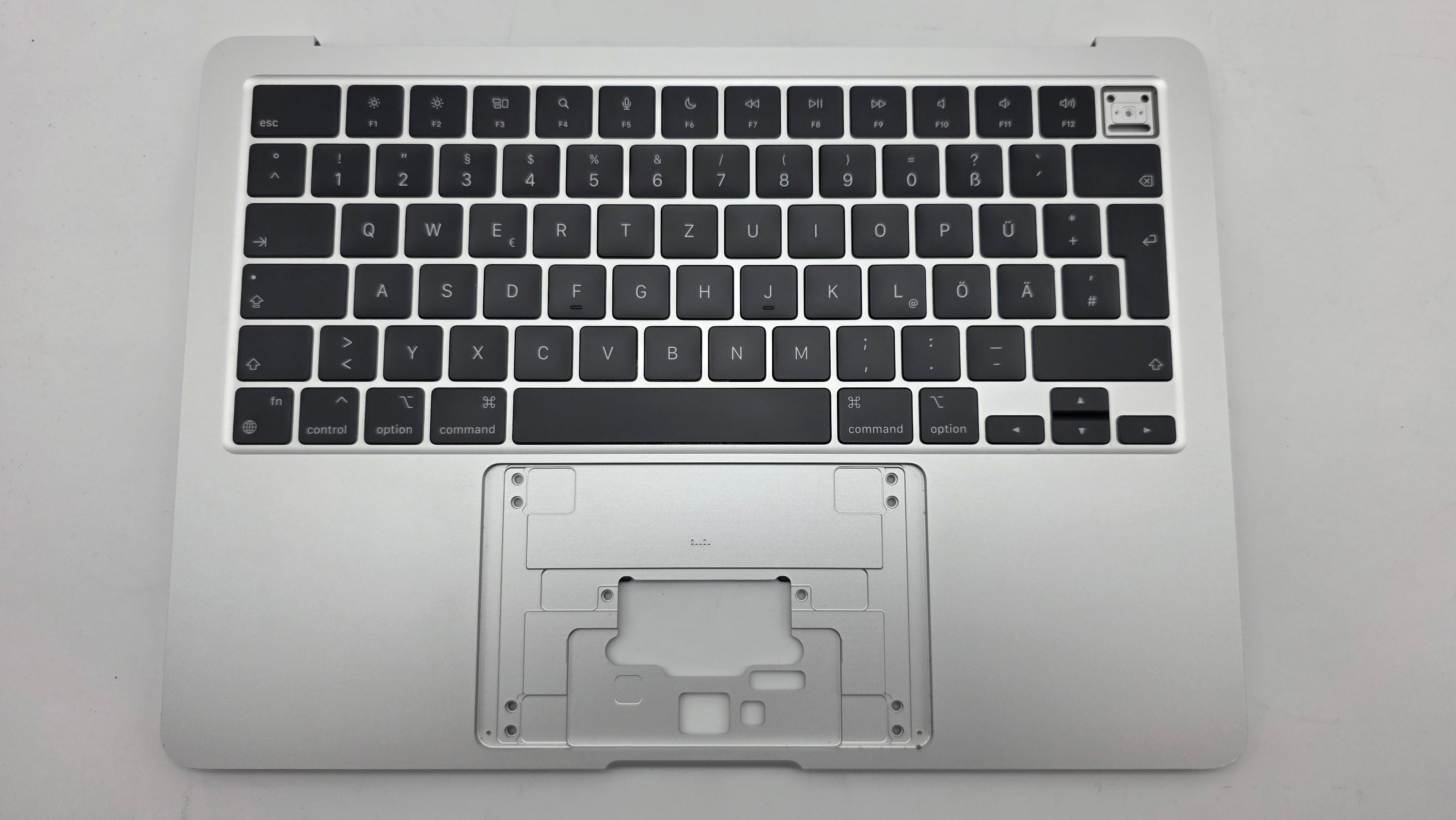 MacBook Air 13" 2022 A2681 Topcase Tastatur Silber inkl Akku #T906