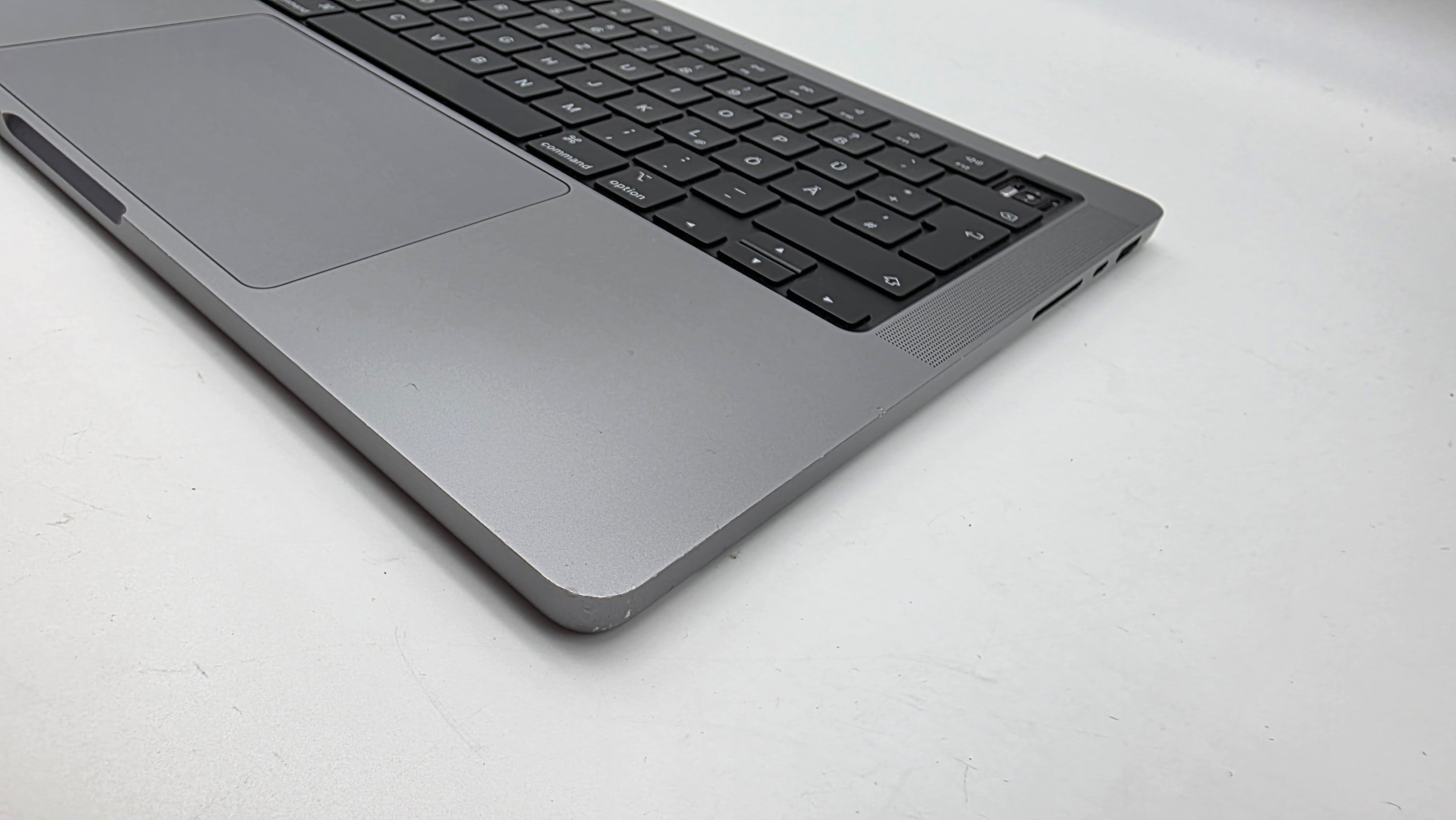 Macbook Pro 14" 2021 A2442 Topcase QWERTZ Tastatur Spacegrau #T915