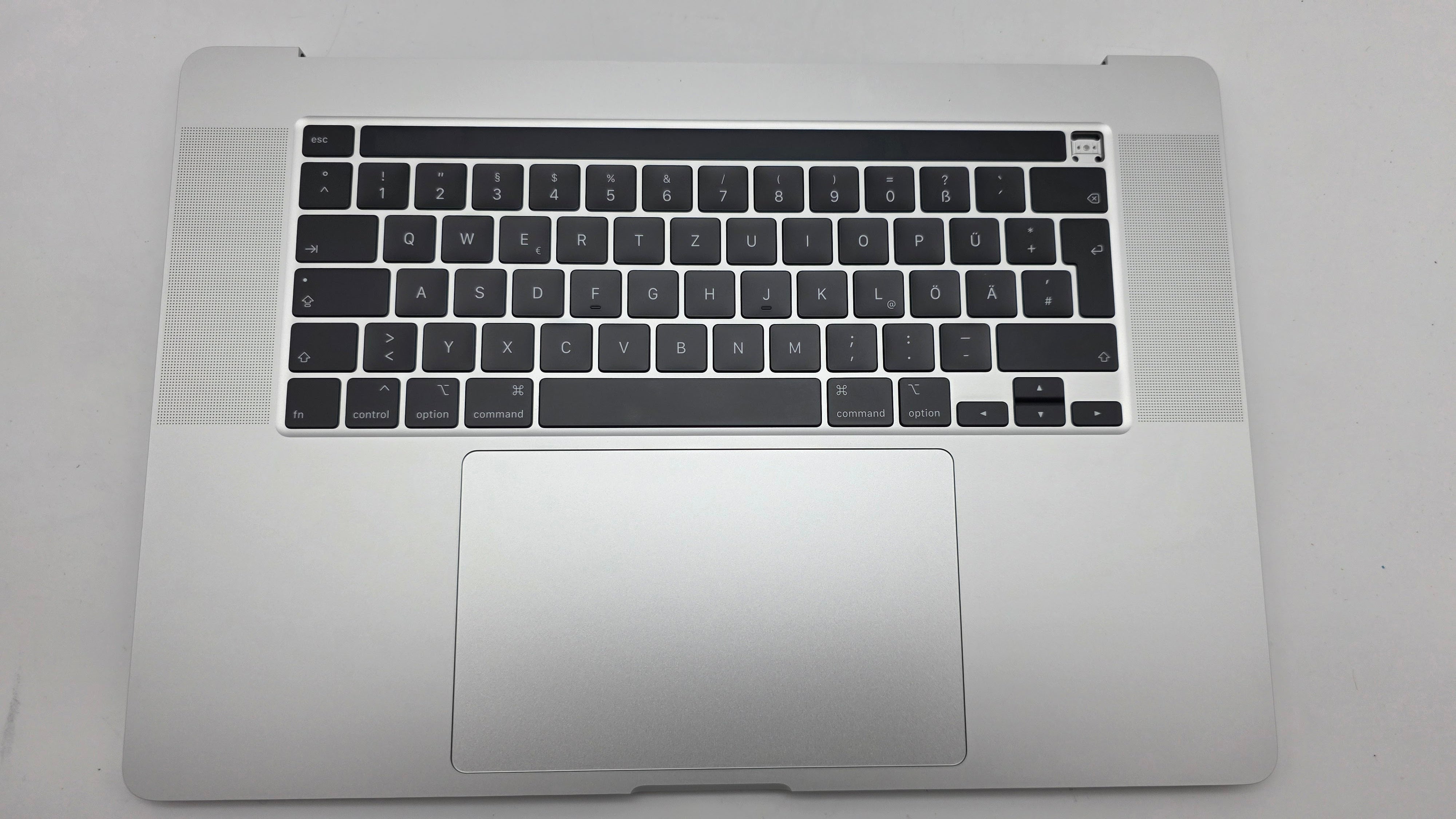 MacBook Pro 16" 2019 A2141 Silber Akku Topcase Tastatur QWERTZ #T919