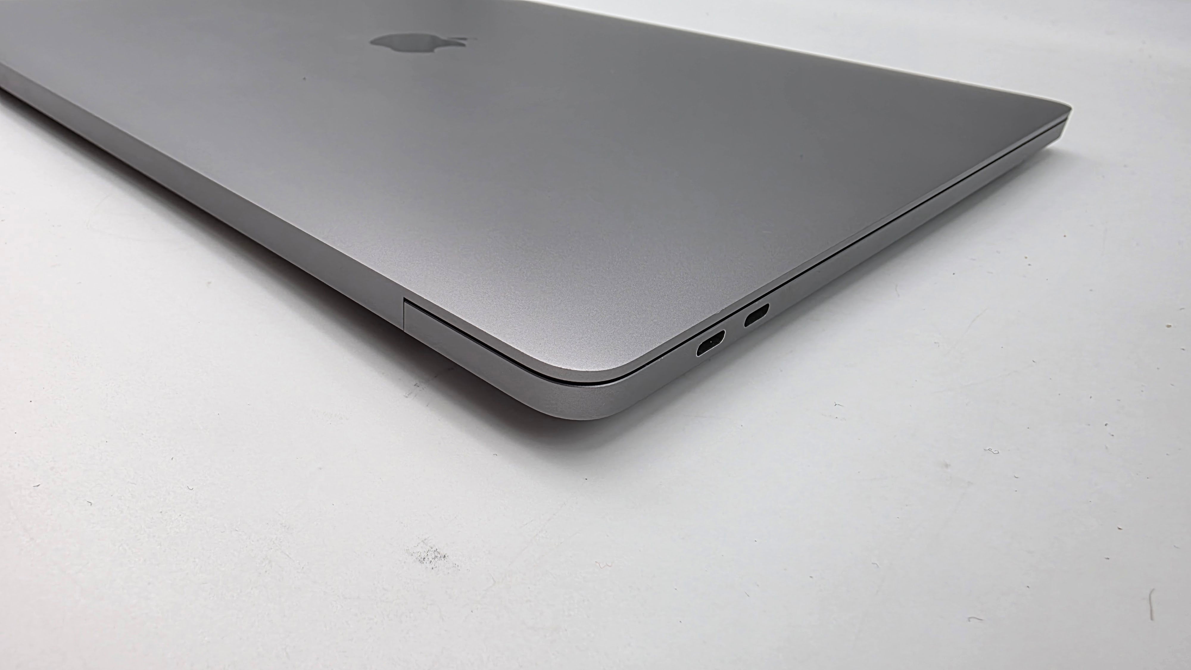 Macbook Pro 16" A2141 2019 2,6GHz i7 16GB 512GB 5300M Spacegrau #PS251