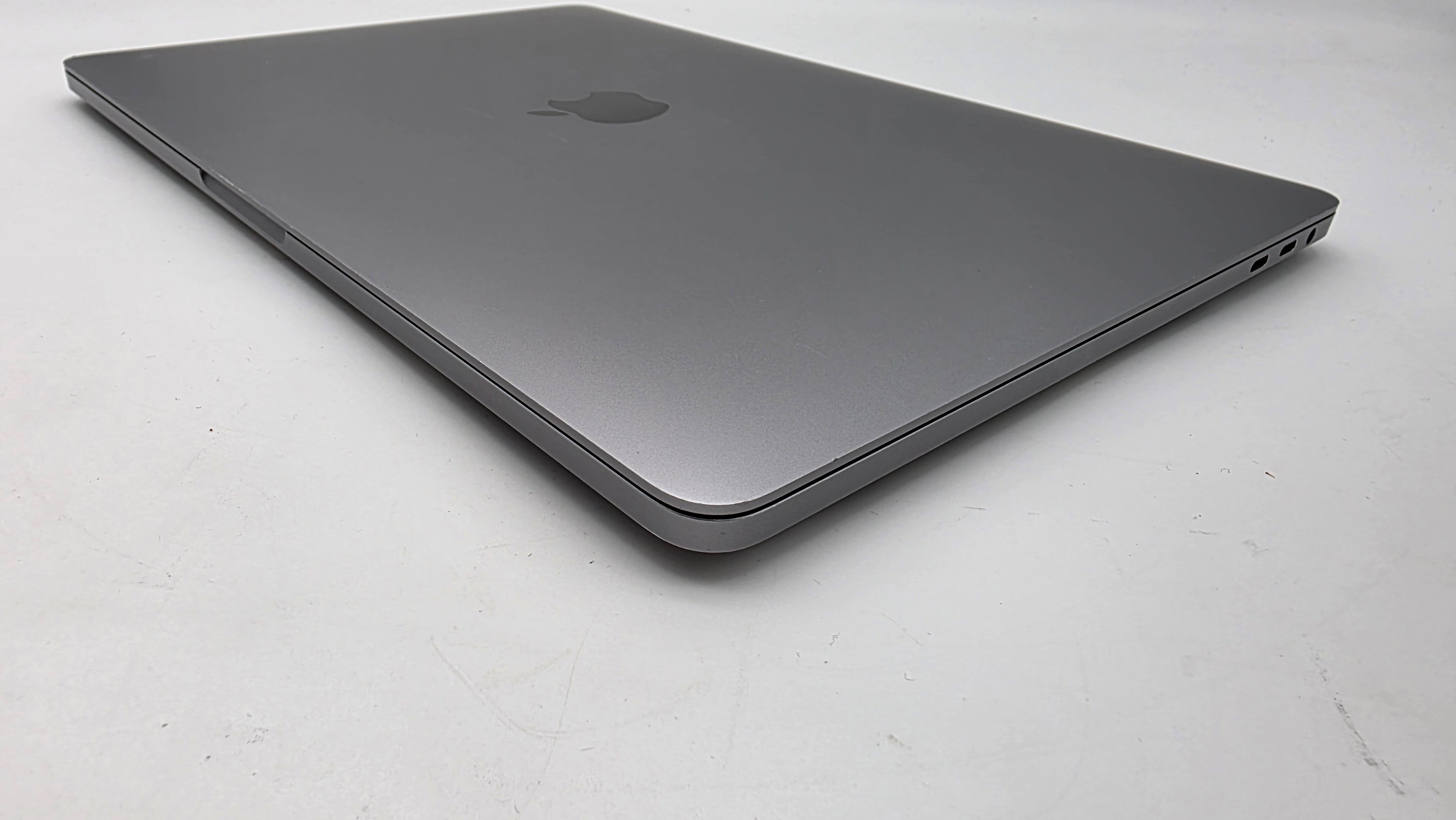 Macbook Pro 13" A2251 2020 2GHz i5 16GB 512GB Spacegrau #PS253 MwSt