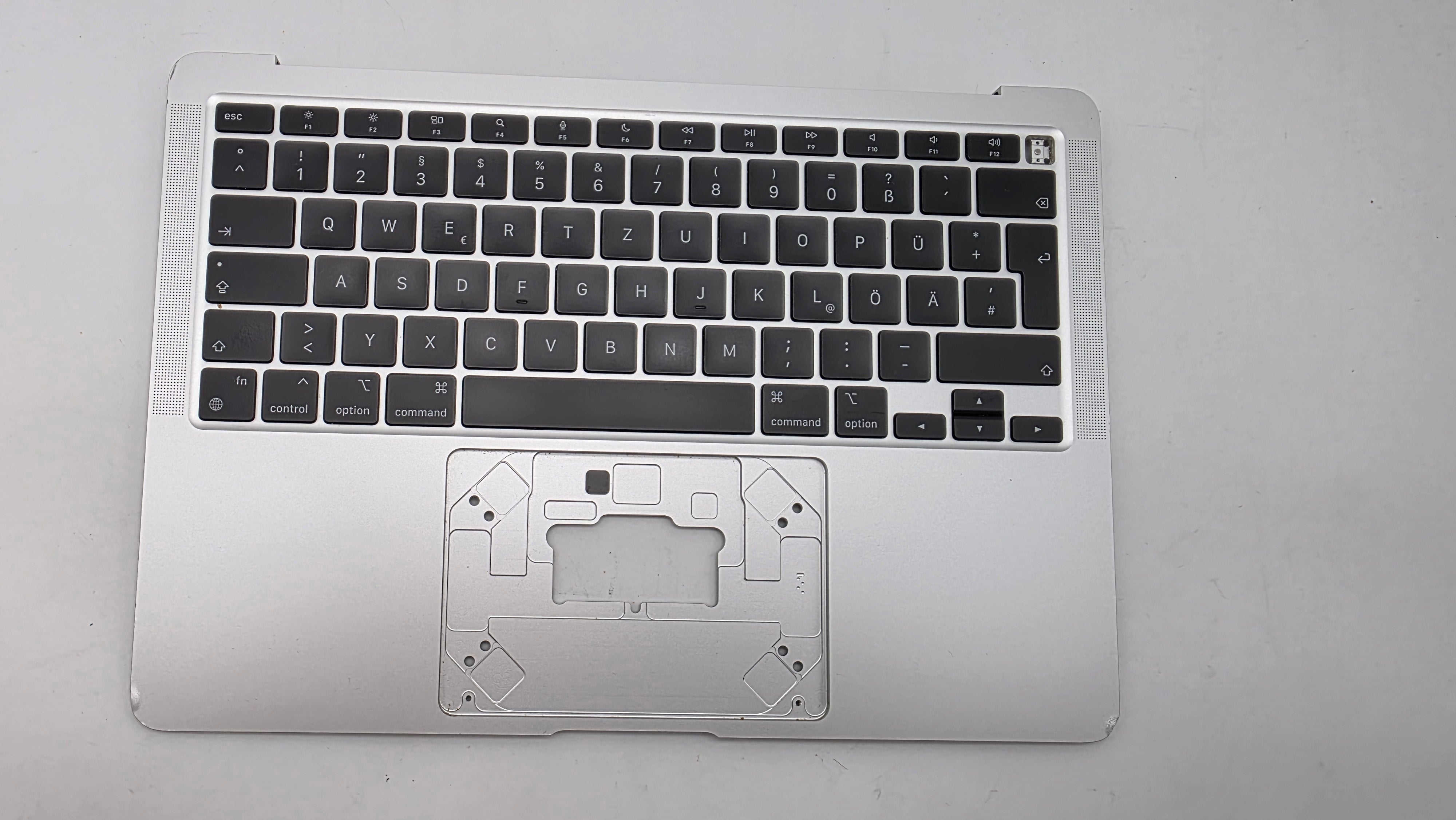Macbook Pro 13" 2020 2022 A2338 Topcase Akku Tastatur Silber #T942