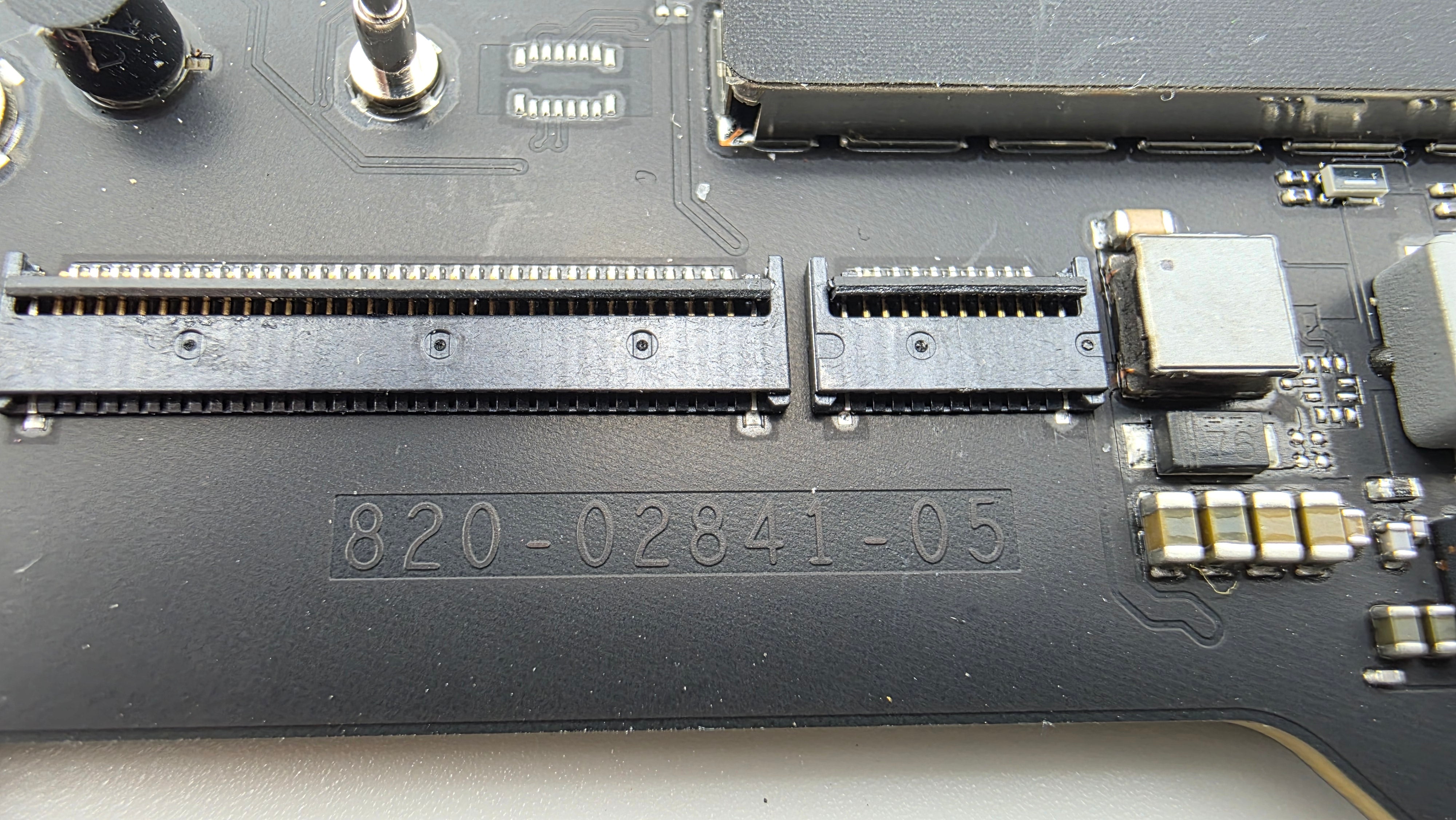 Macbook Pro 14" 2023 A2779 M2 Pro Mainboard Logicboard 820-02841-A iCloud Spender Donar