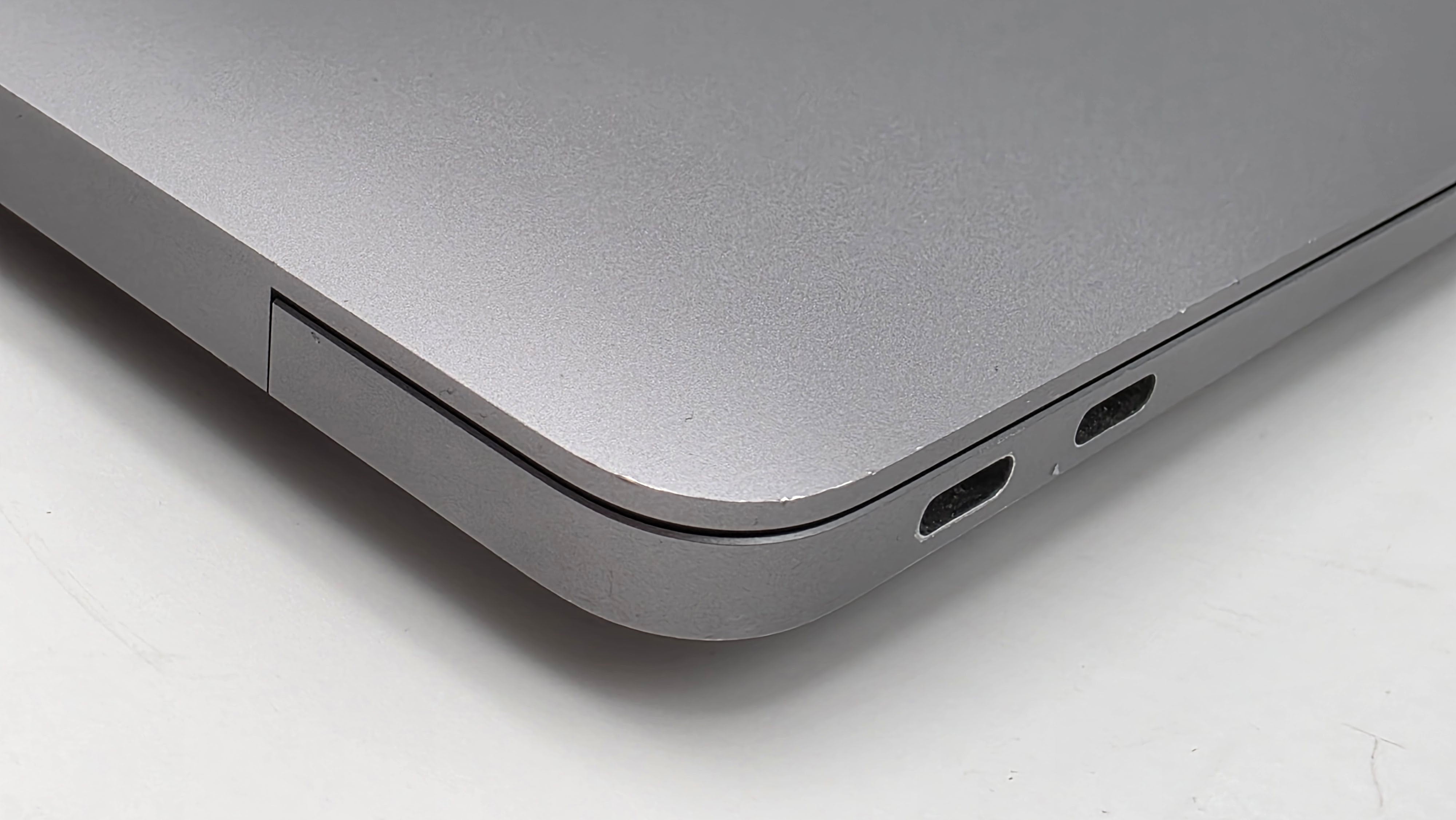 Macbook Air 13" A2337 M1 16GB 512GB 2020 Spacegrau Grau MwSt. #PS262