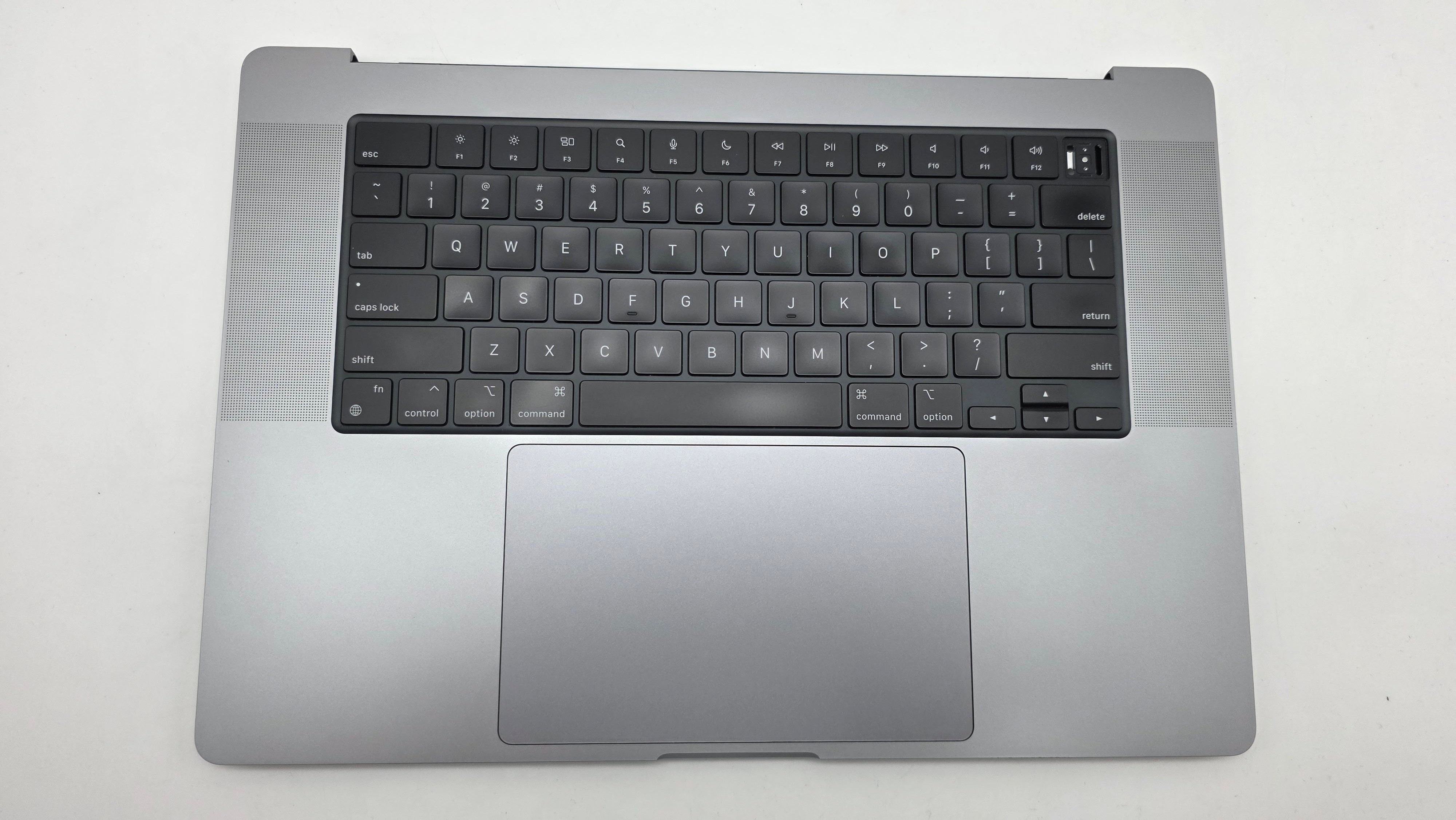 Macbook Pro 16" 2021 A2485 Topcase QWERTY US Tastatur Spacegrau #T955