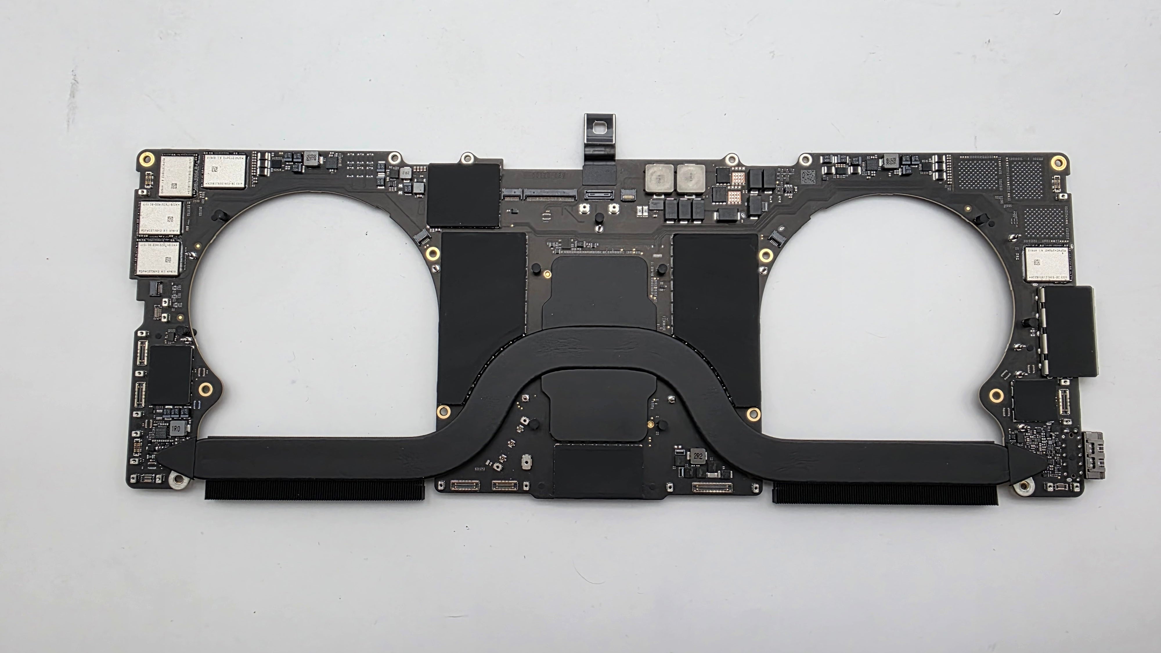 Macbook Pro 16" 2021 A2485 M1 Pro 10C 16GB 16 GPU 512GB Mainboard Platine