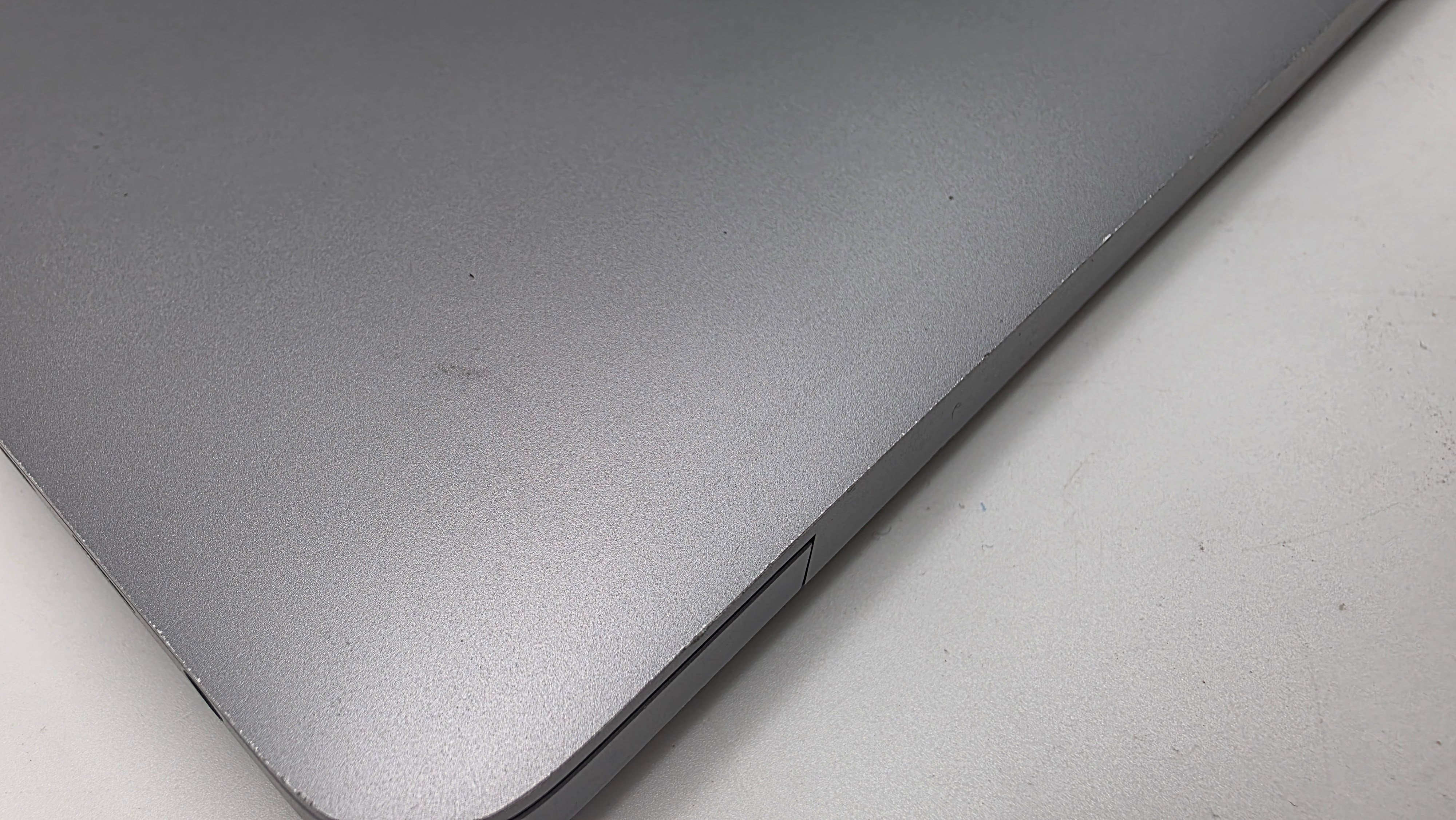 Macbook Pro 13" A2251 2020 2,3GHz i7 32GB 512GB Spacgerau #PS268 MwSt