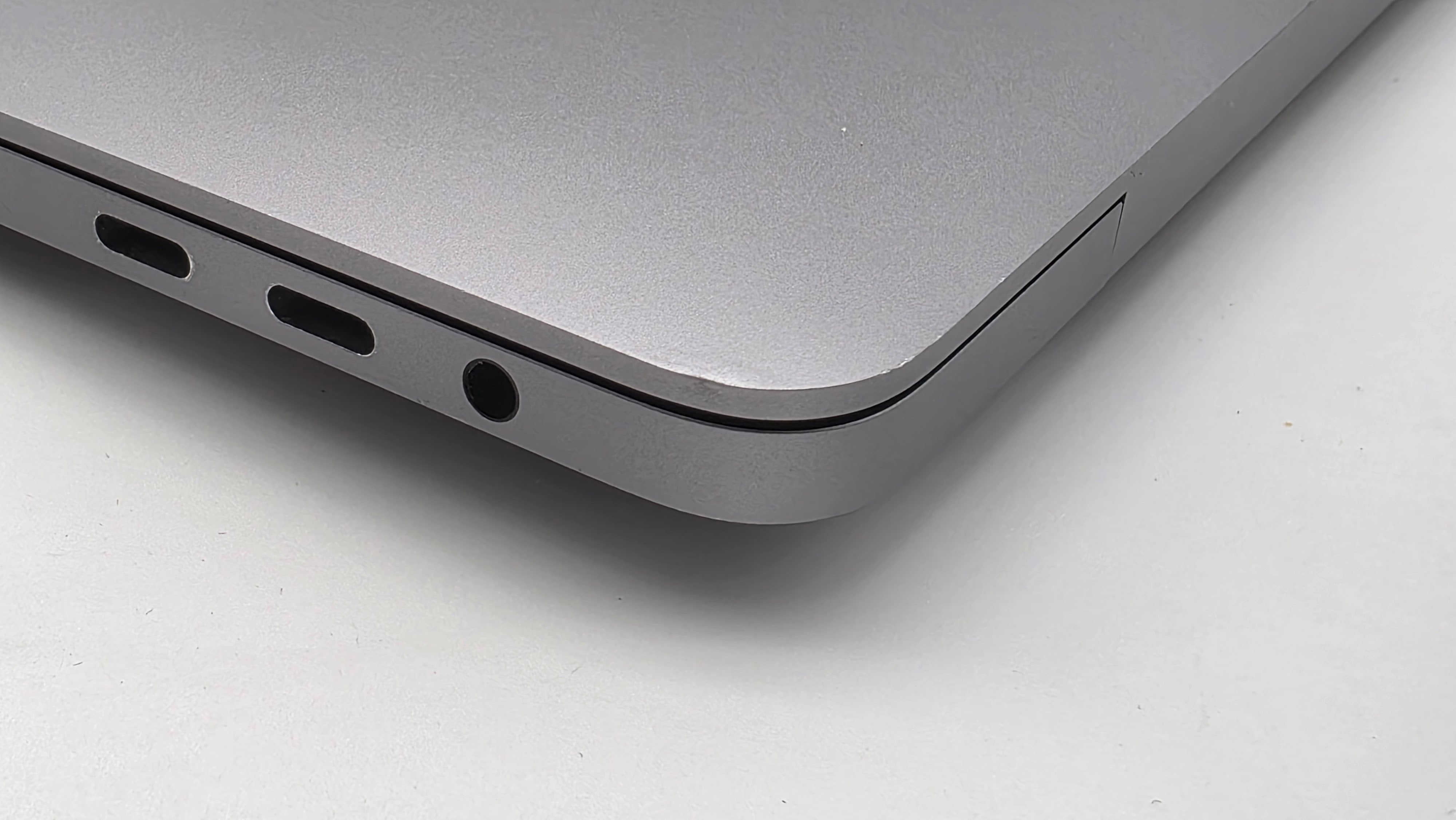 Macbook Pro 16" A2141 2019 2,3GHz i9 32GB 1TB 5500M Spacegrau #PS265 MwSt.