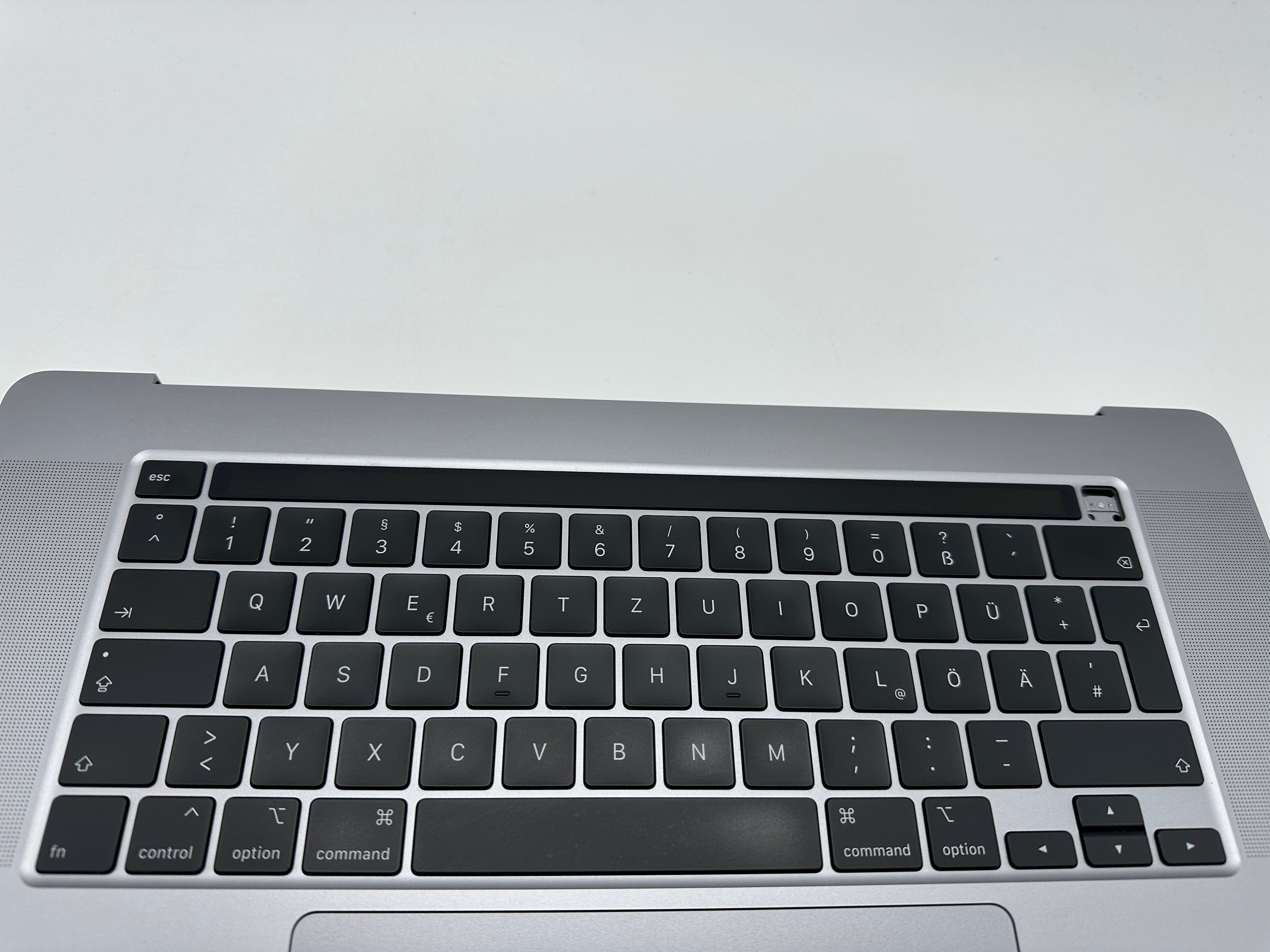 MacBook Pro 16" 2019 A2141 Grau Topcase Tastatur Trackpad Akku #T686