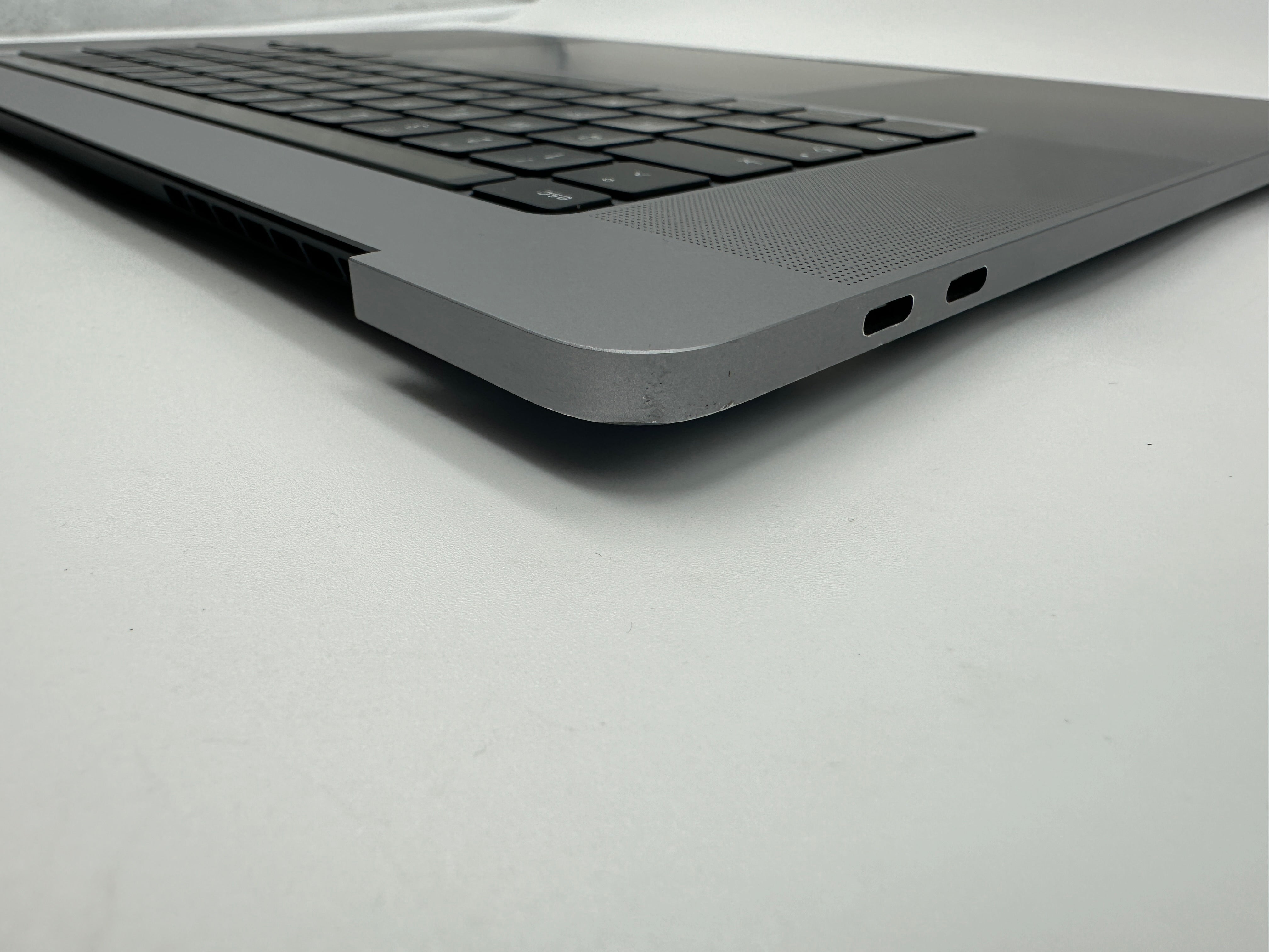 MacBook Pro 16" 2019 A2141 Grau Topcase Tastatur Trackpad Akku #T686