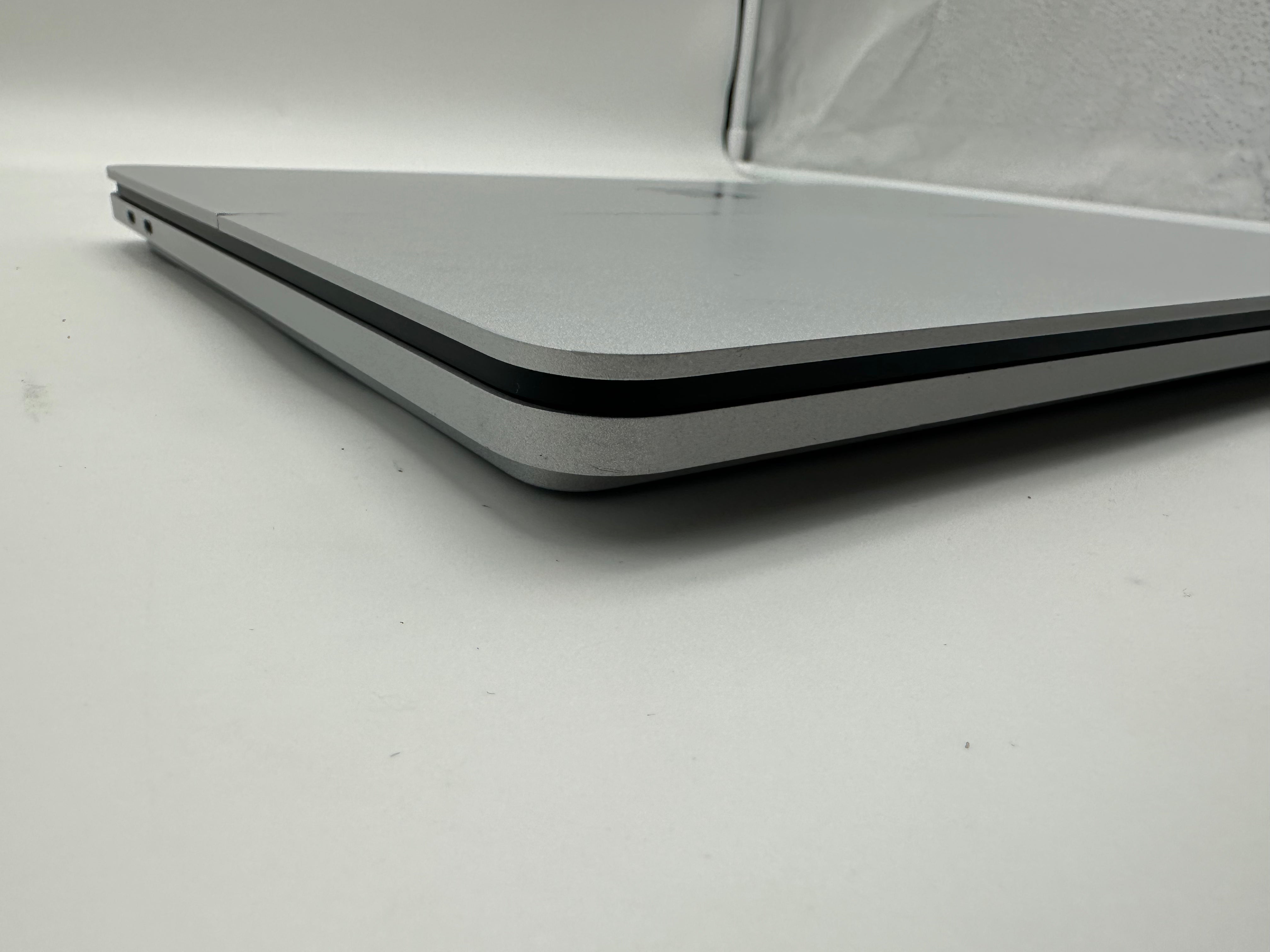 Microsoft Surface Laptop Studio i5 11300H 3,1GHz 16GB 512GB Win11 Platinum MwSt.