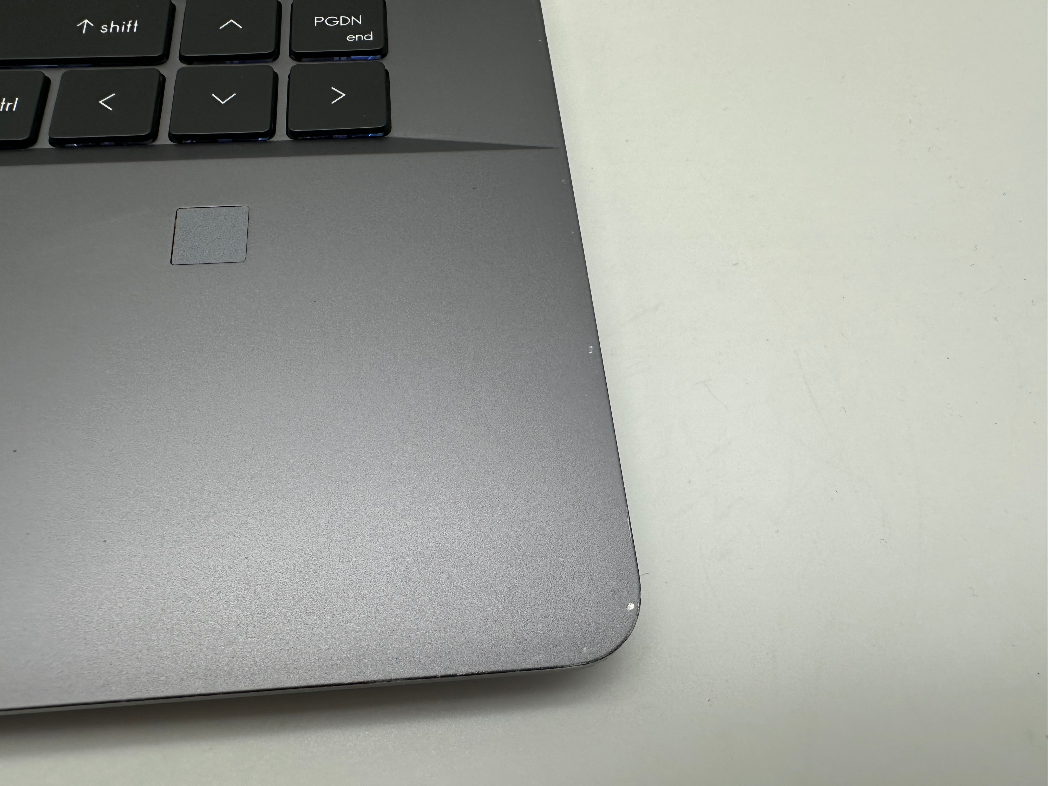 MSI Creator Z16 A11UE I7-11800H RTX 3060 32GB 1TB Gray Black QWERTY US