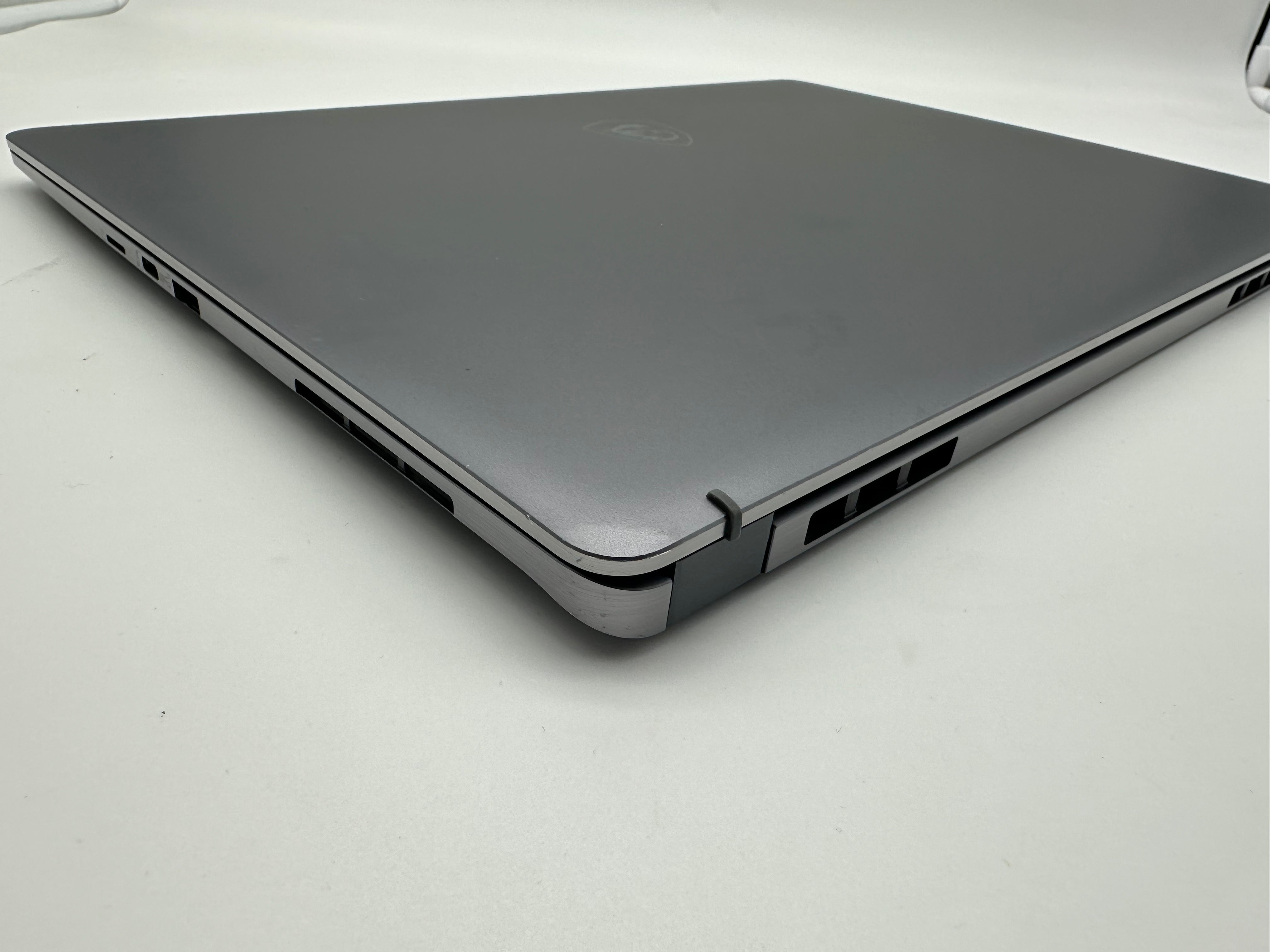 MSI Creator Z16 A11UE I7-11800H RTX 3060 32GB 1TB Gray Black QWERTY US