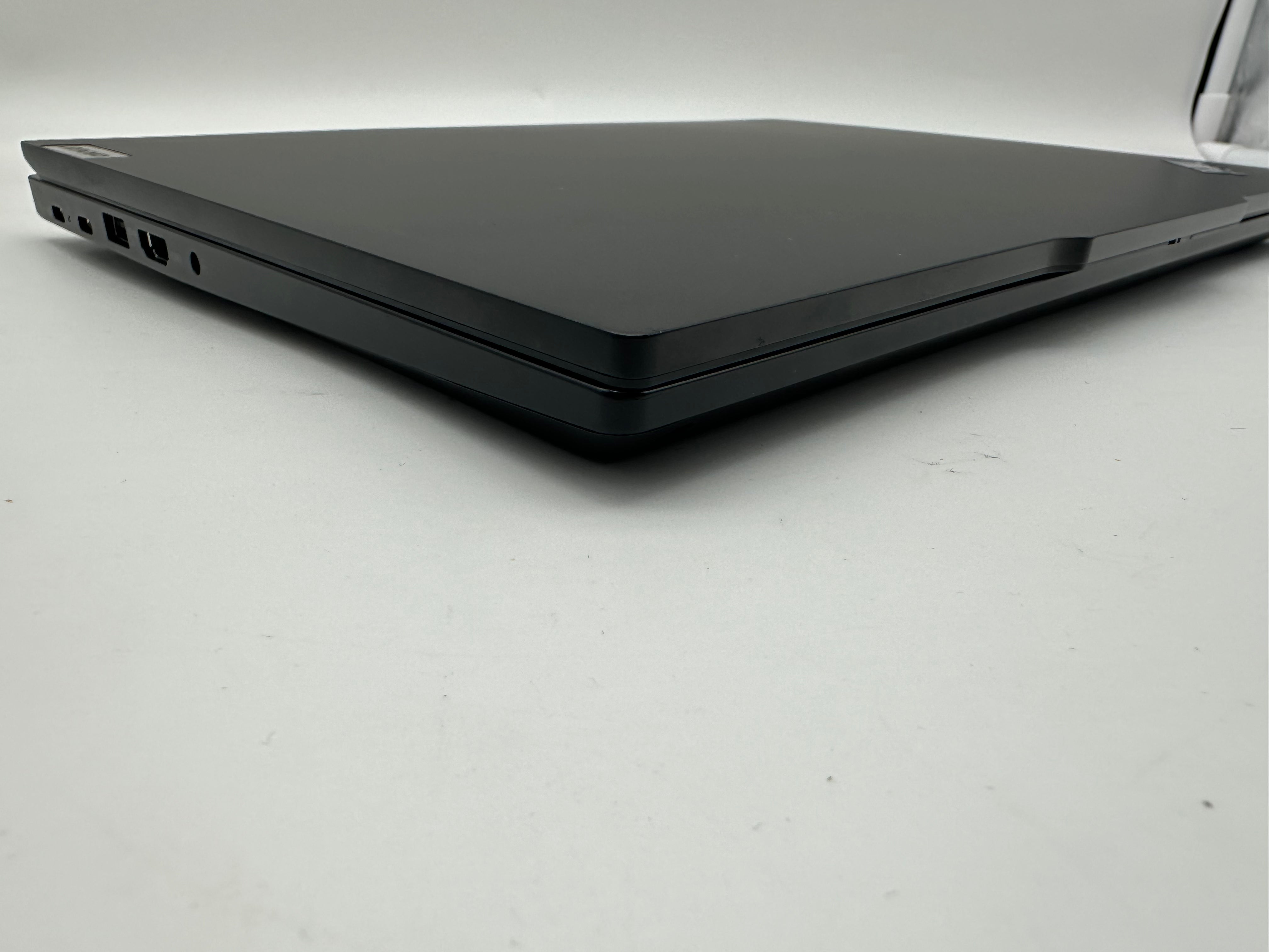 Lenovo Thinkpad E14 G5 Notebook i7-1555U 1,7 GHz 16GB 512GB SSD Deutsch MwSt.