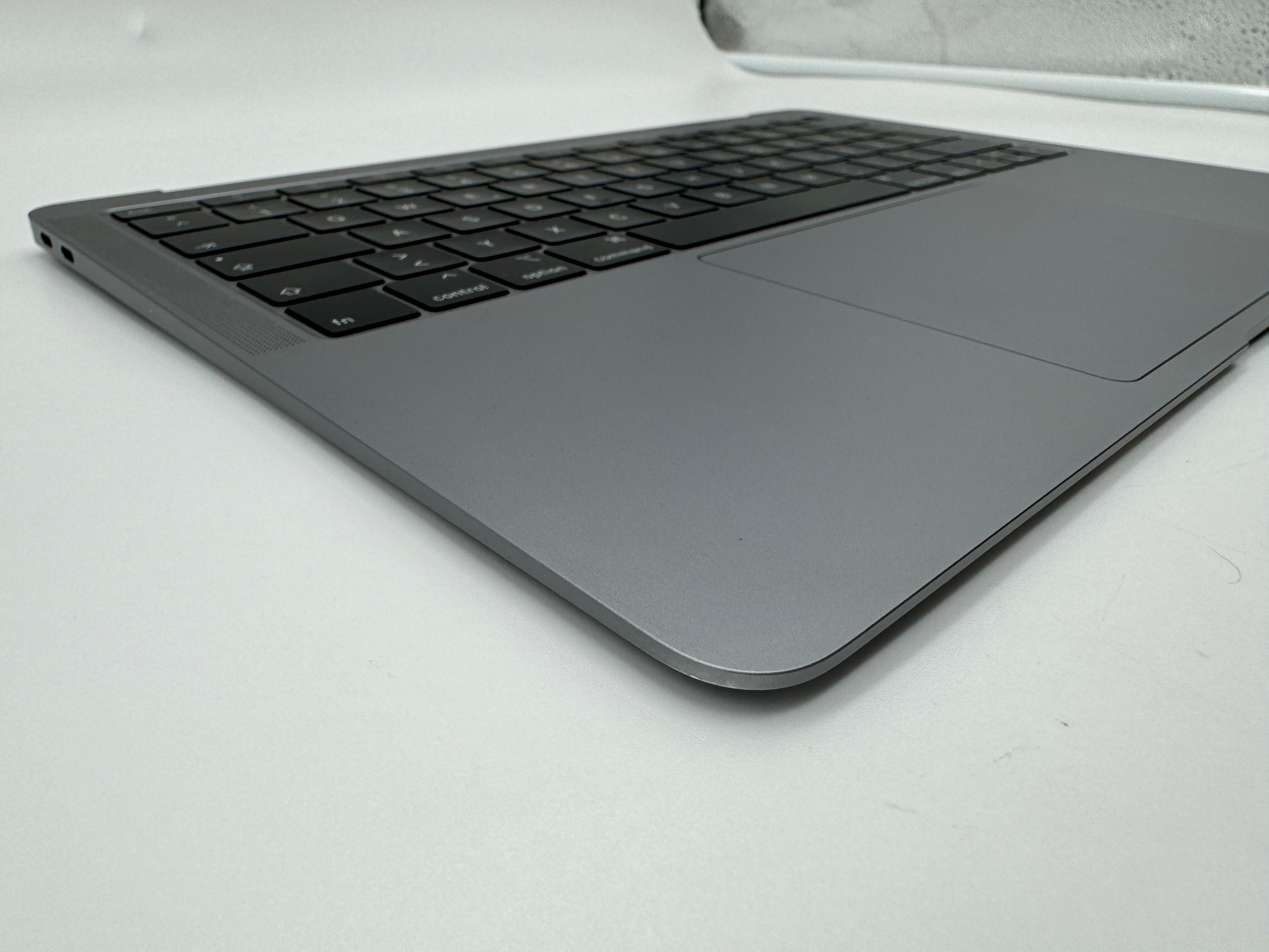 Macbook Air 13" 2018 2019 A1932 Topcase QWERTZ Trackpad Tastatur Grau #T470