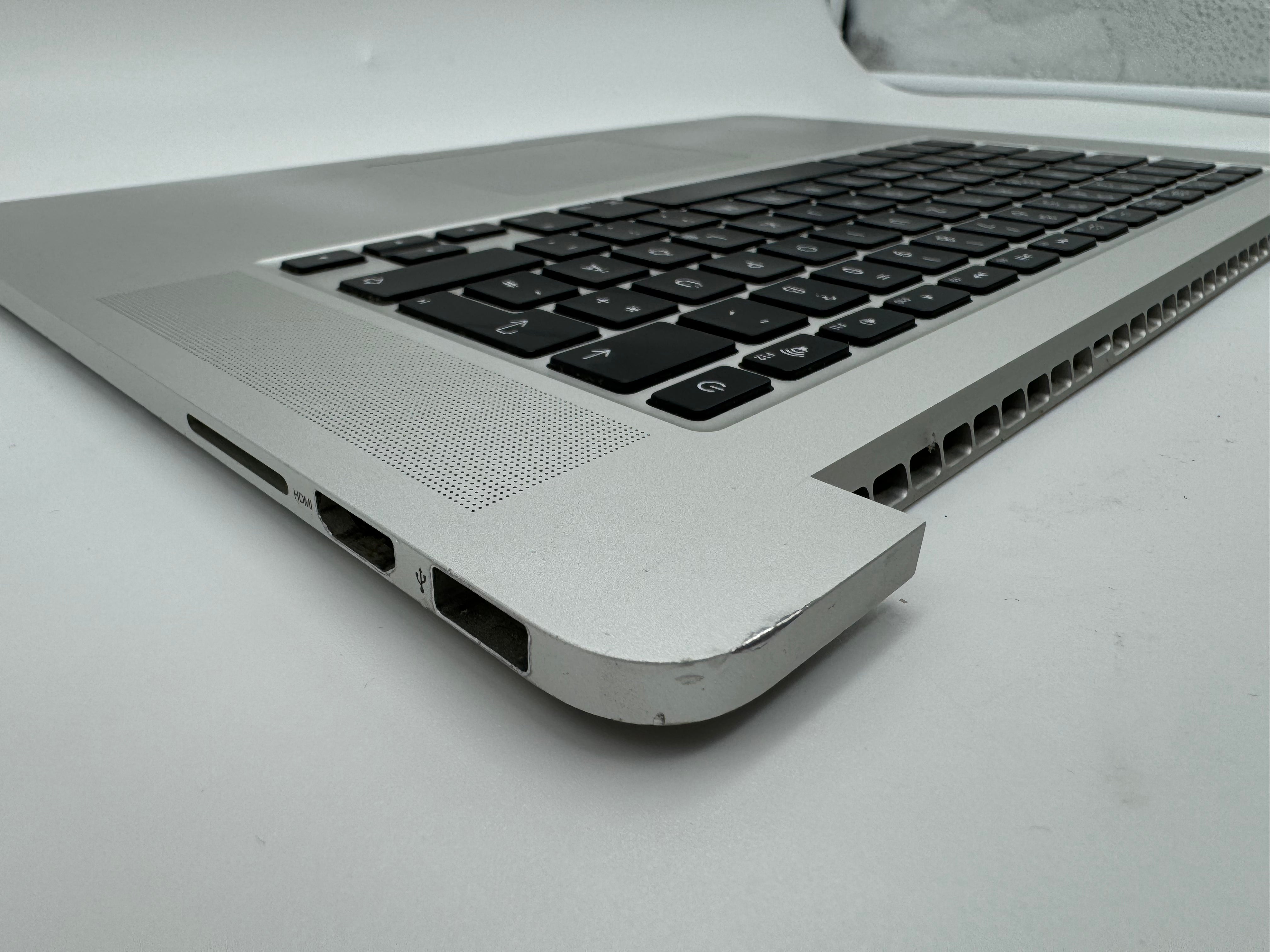 Macbook Pro 15" A1398 2015 Topcase Trackpad Tastatur QWERTZ #T670