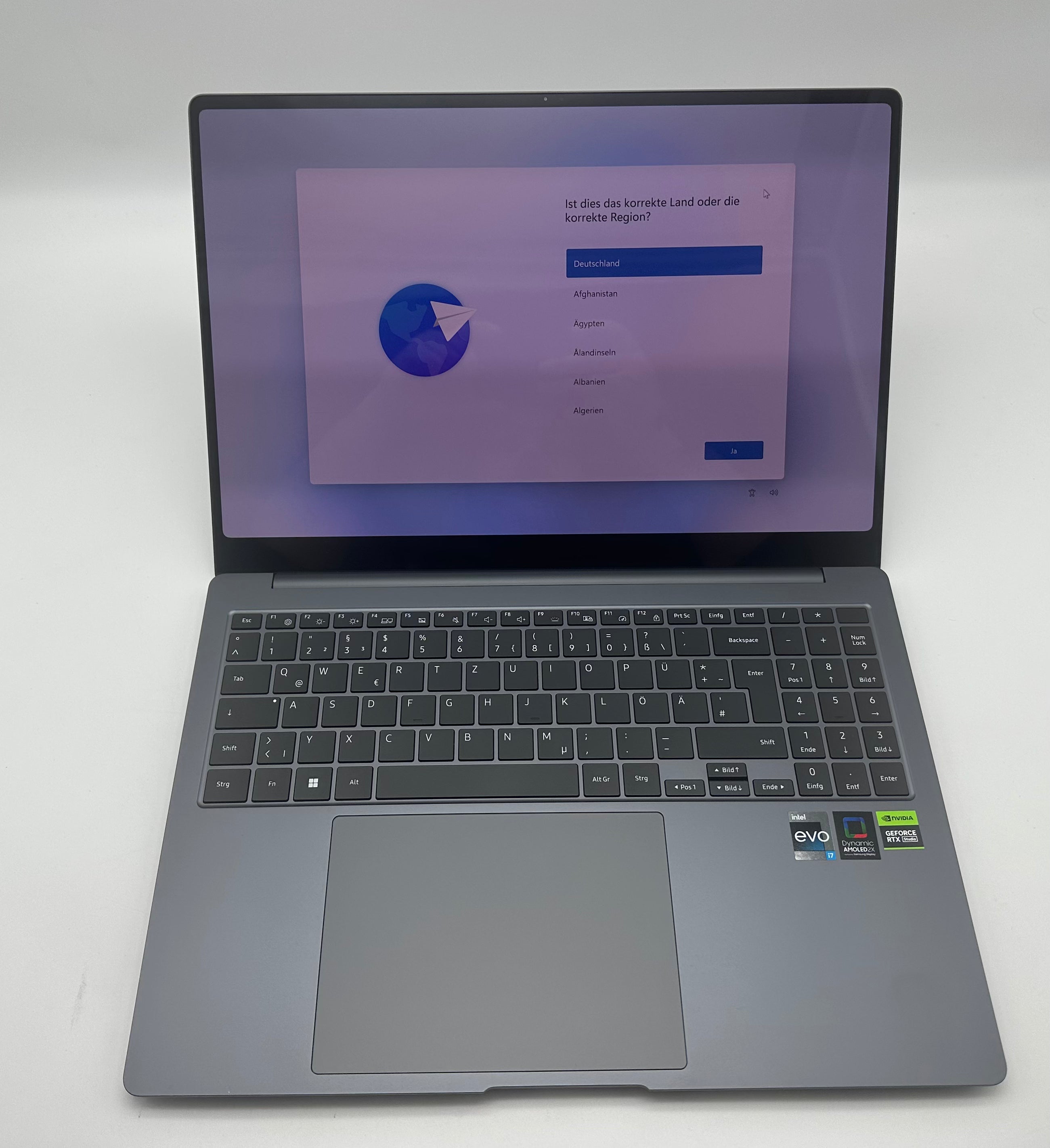 Samsung Galaxy Book3 Ultra 16" AMOLED 120Hz i7-13700H 16GB 512GB RTX 4050