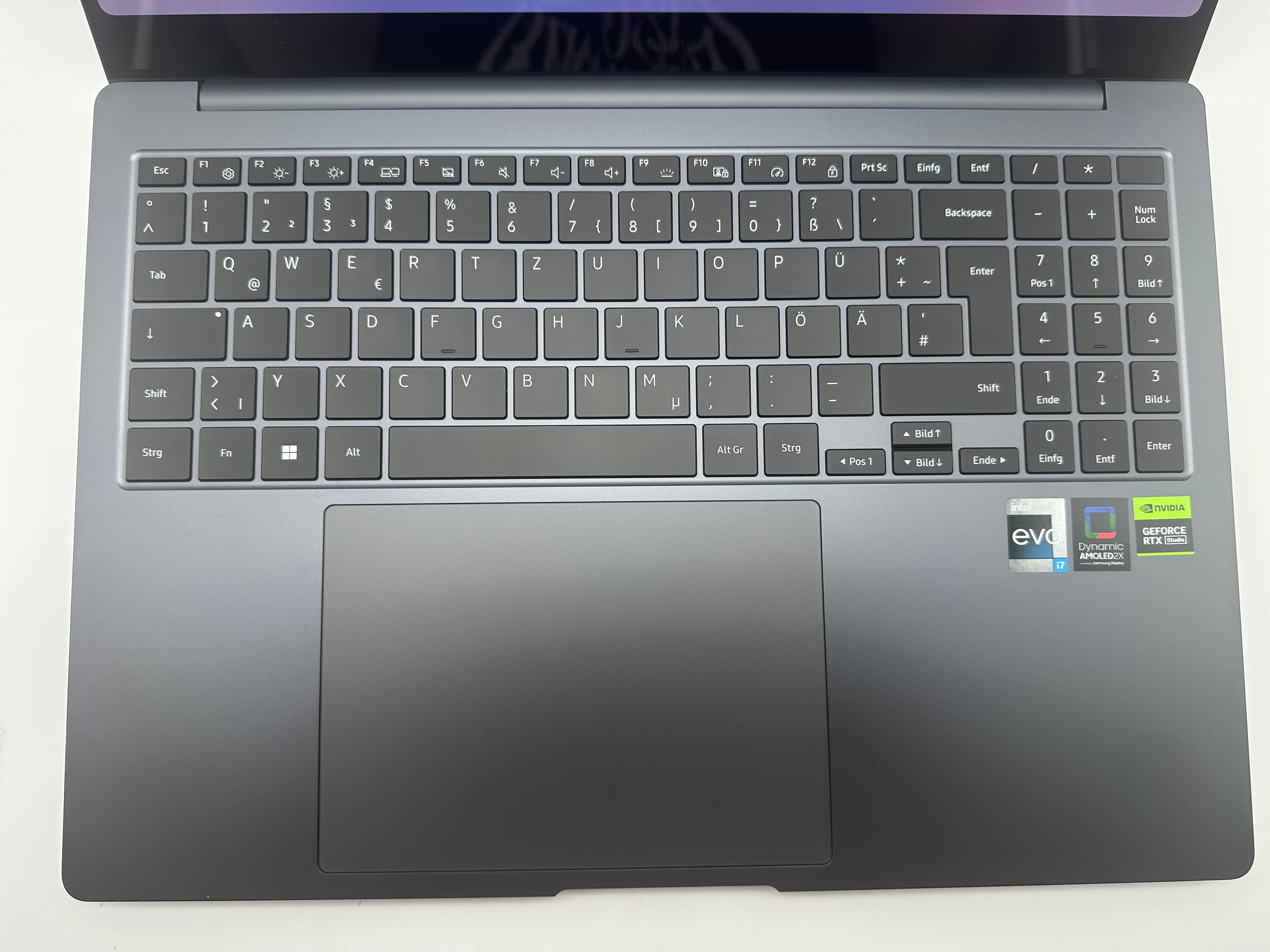 Samsung Galaxy Book3 Ultra 16" AMOLED 120Hz i7-13700H 16GB 512GB RTX 4050