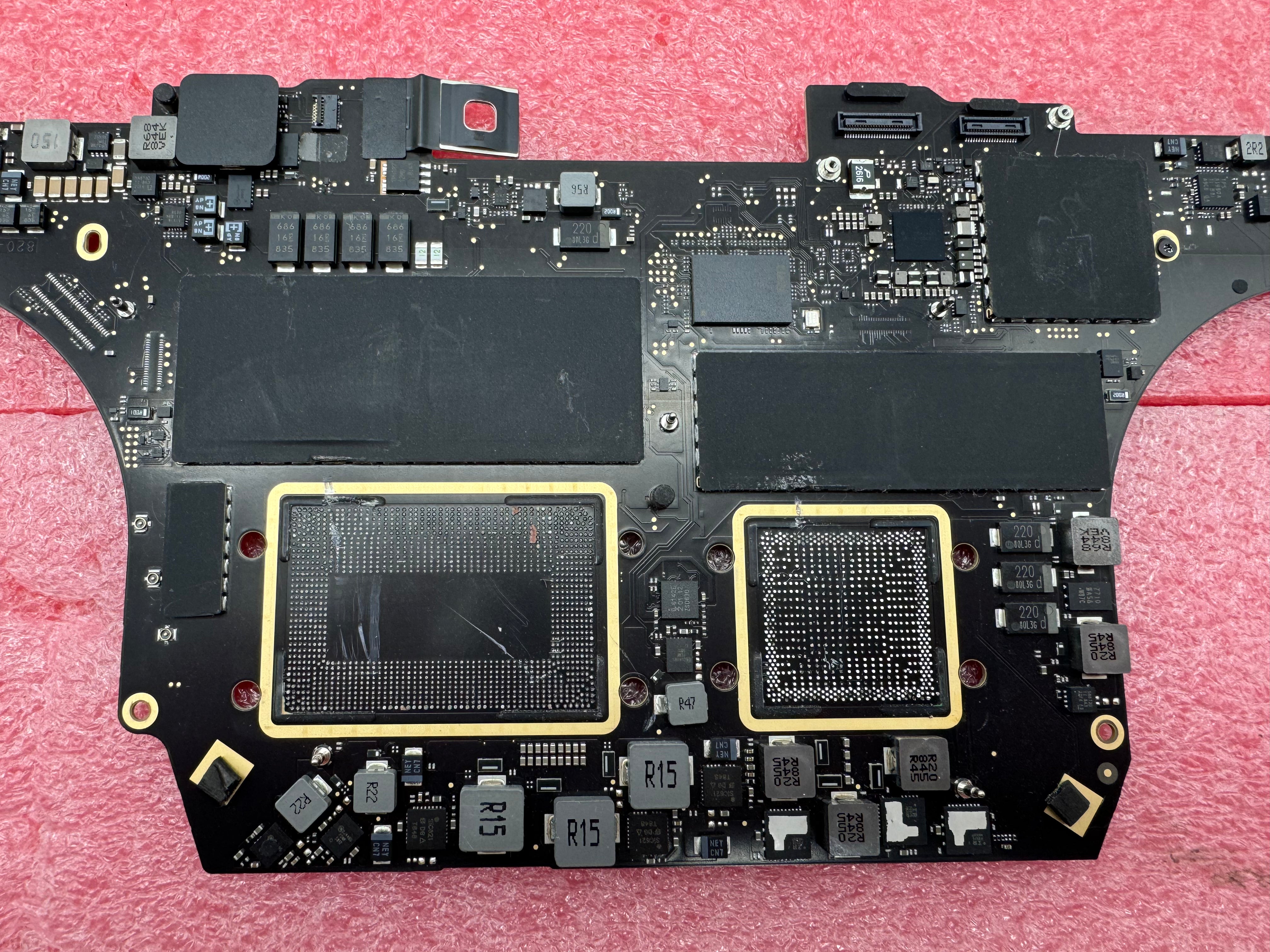 MacBook Pro A1990 15,4" 2018 2019 Platine Mainboard Spender Logicboard Donar