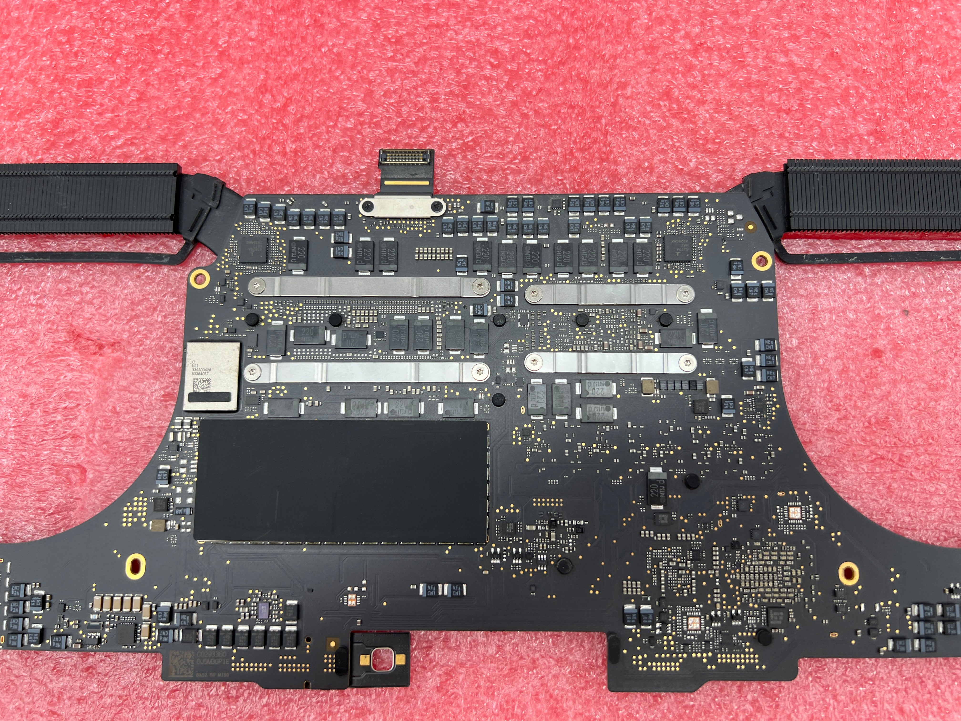 MacBook Pro 15" 2019 A1990 2,6 GHz 16 GB i7 512GB Logicboard Mainboard  #M165