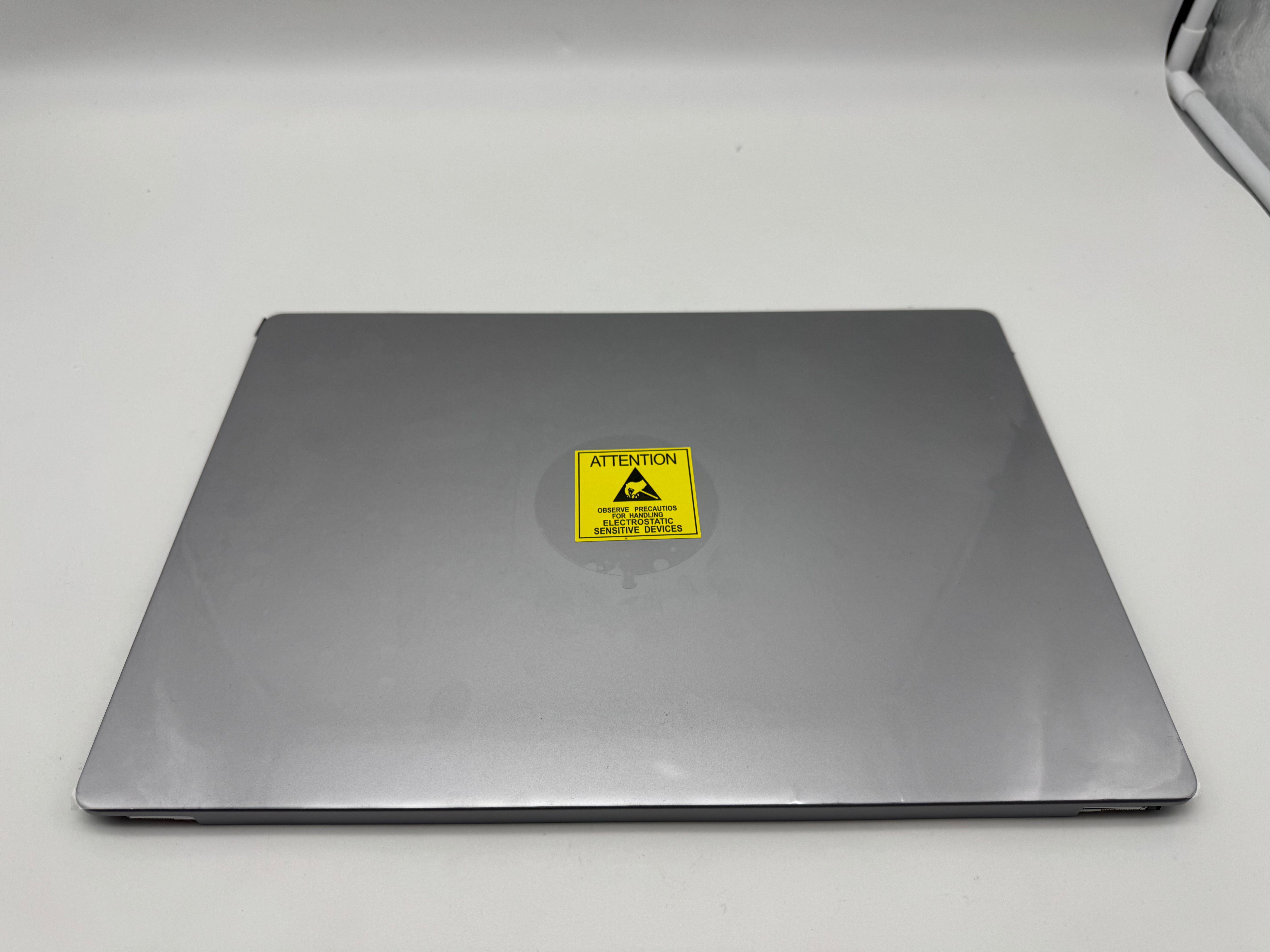 Macbook Pro 16" A2485 A2780 Display Bildschirm Grau Silber