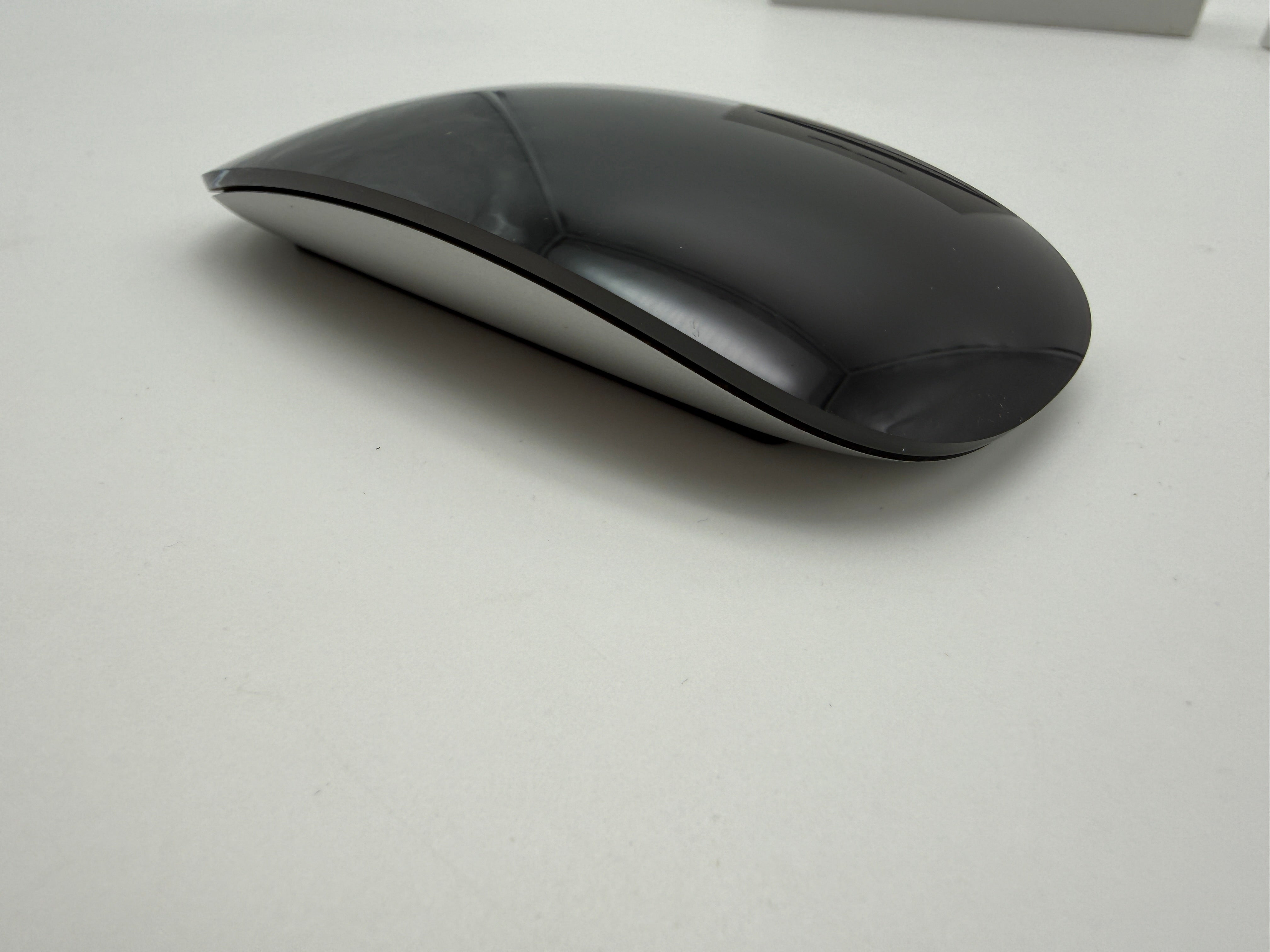 Apple Magic Mouse  Schwarz A1657 Lightning MwSt.