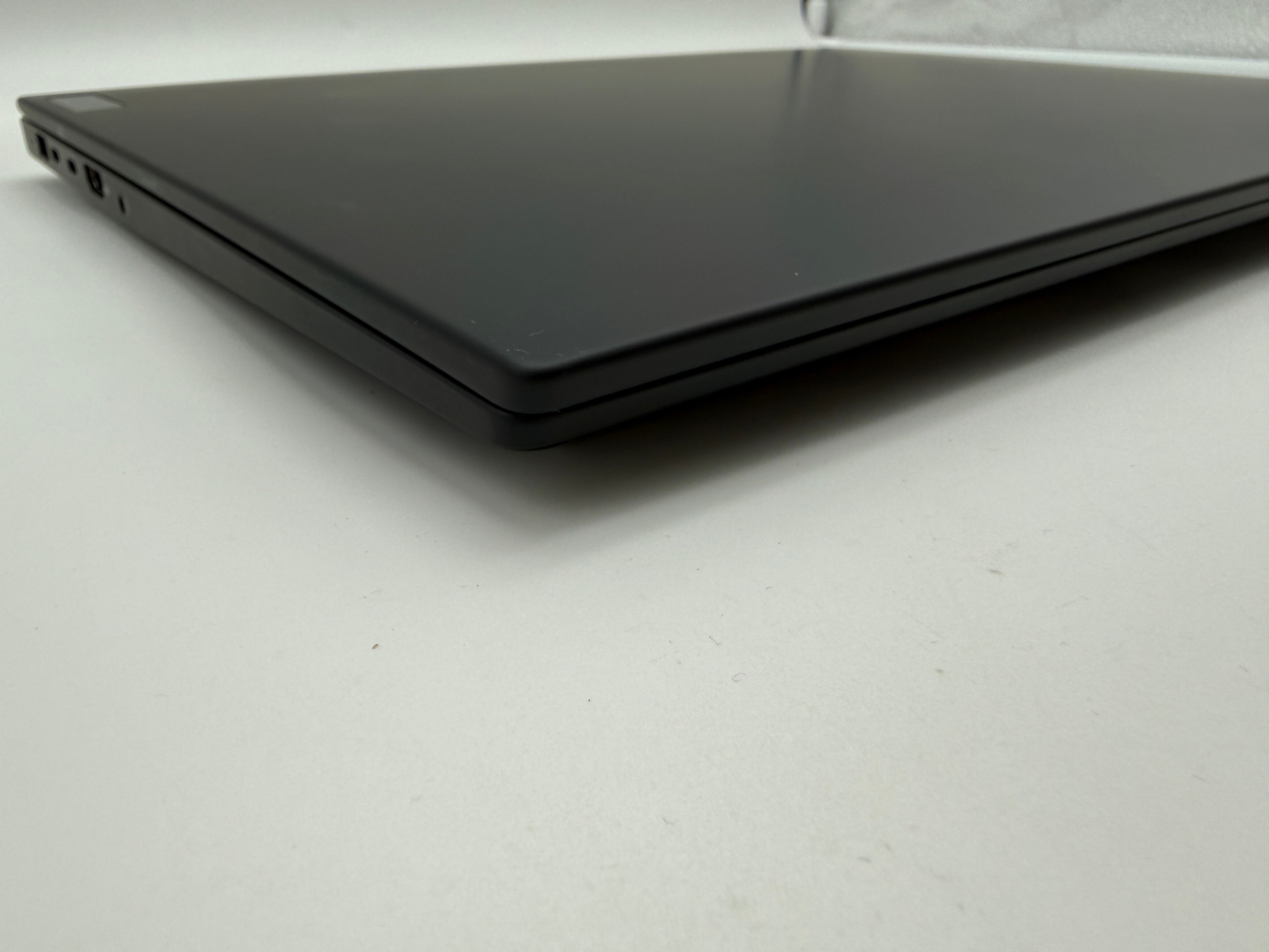 Lenovo Thinkpad P1 G4 Notebook i7-11800H 2,3 GHz 16GB 512GB SSD Deutsch MwSt.