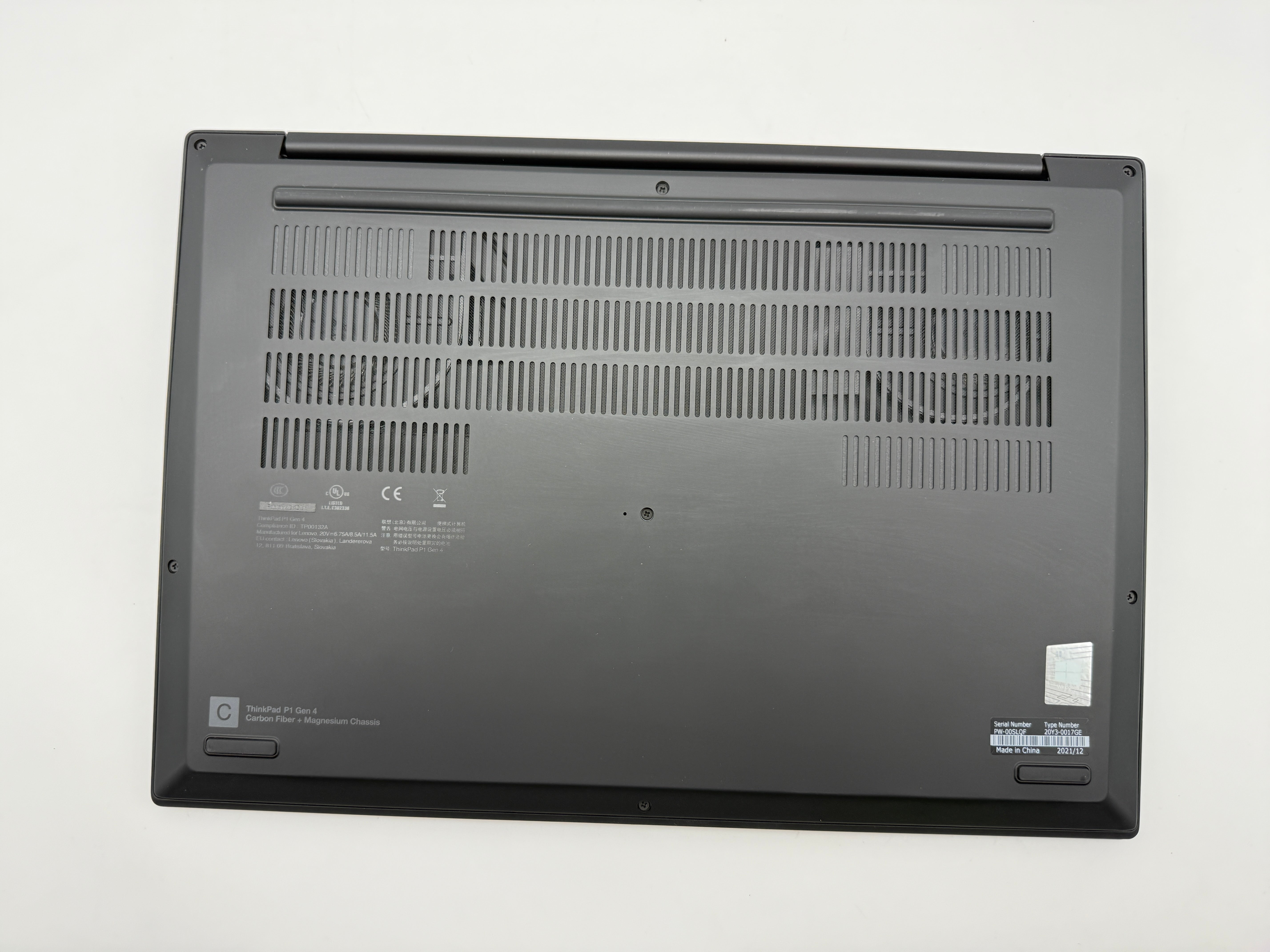 Lenovo Thinkpad P1 G4 Notebook i7-11800H 2,3 GHz 16GB 512GB SSD Deutsch MwSt.