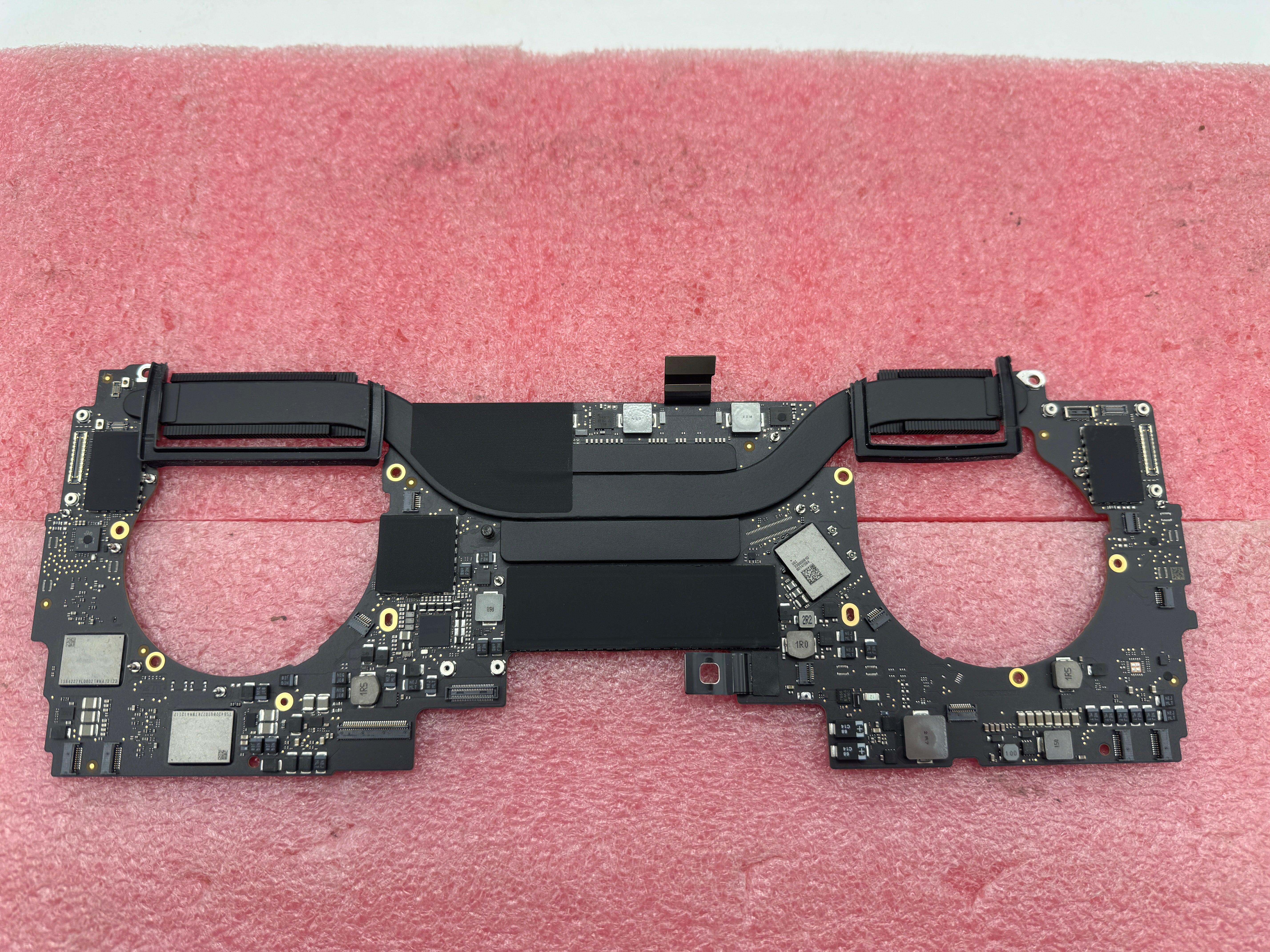 MacBook Pro A2251 13" 2020 2,3 GHz i7 32GB 512GB SSD Platine Mainboard #M166