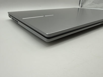 Asus Vivobook X1502VA i5 13500H 2,6GHz 16GB 512GB Silber MwSt.