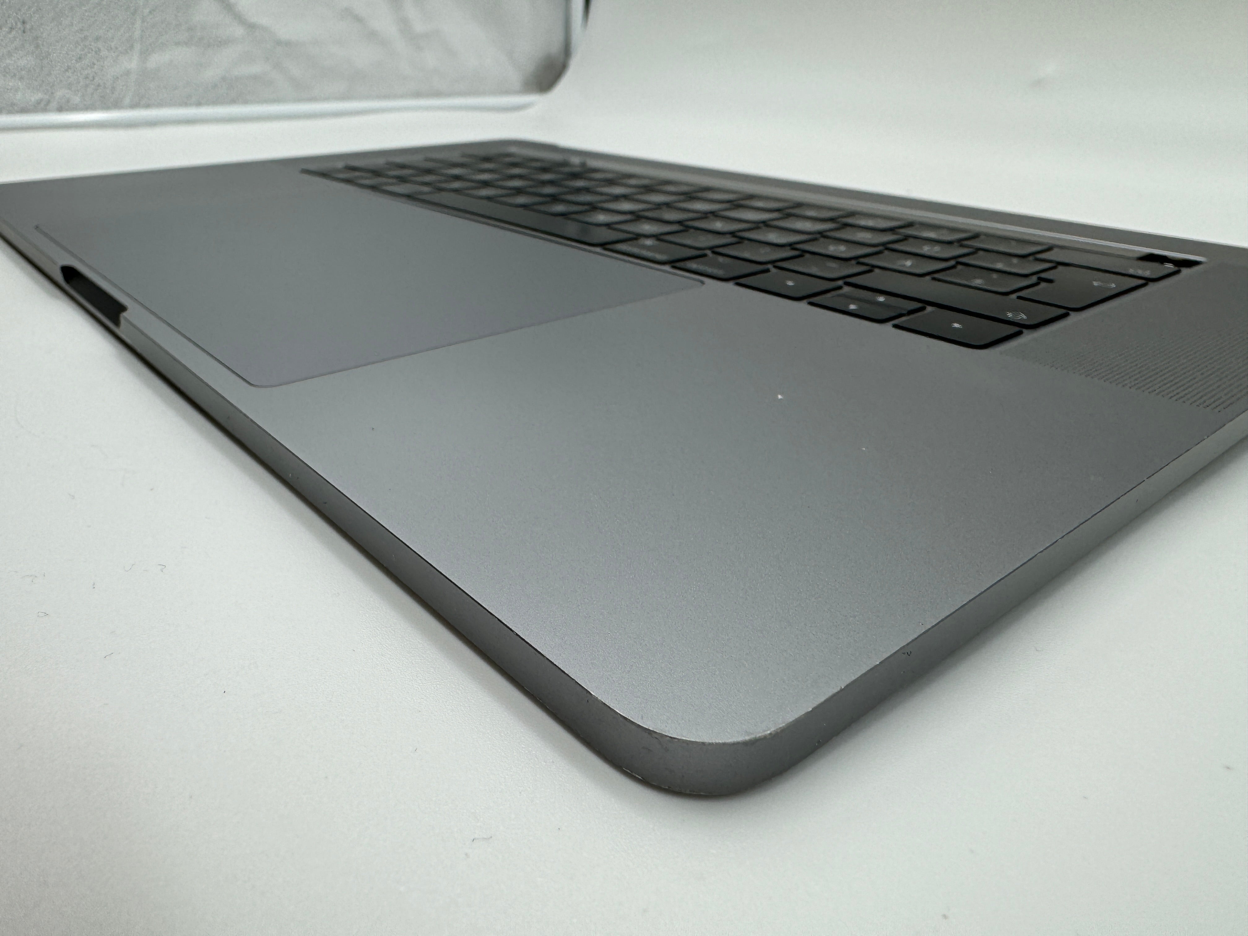 Macbook Pro 15" 2018 2019 A1990 QWERTZ Topcase Trackpad Tastatur Grau #T487