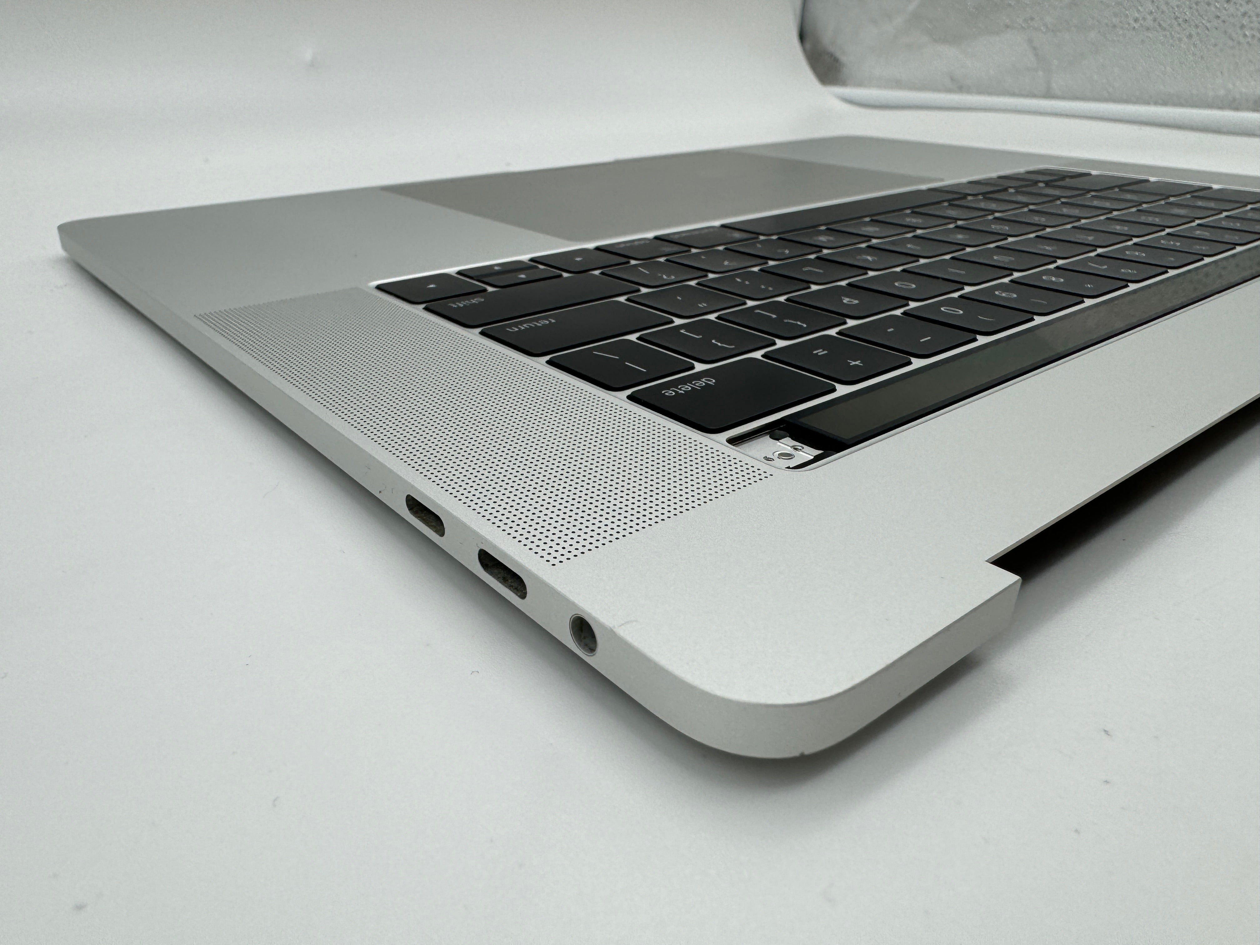 Macbook Pro 15" 2016 2017 A1707 Topcase Trackpad Tastatur Silber #T489