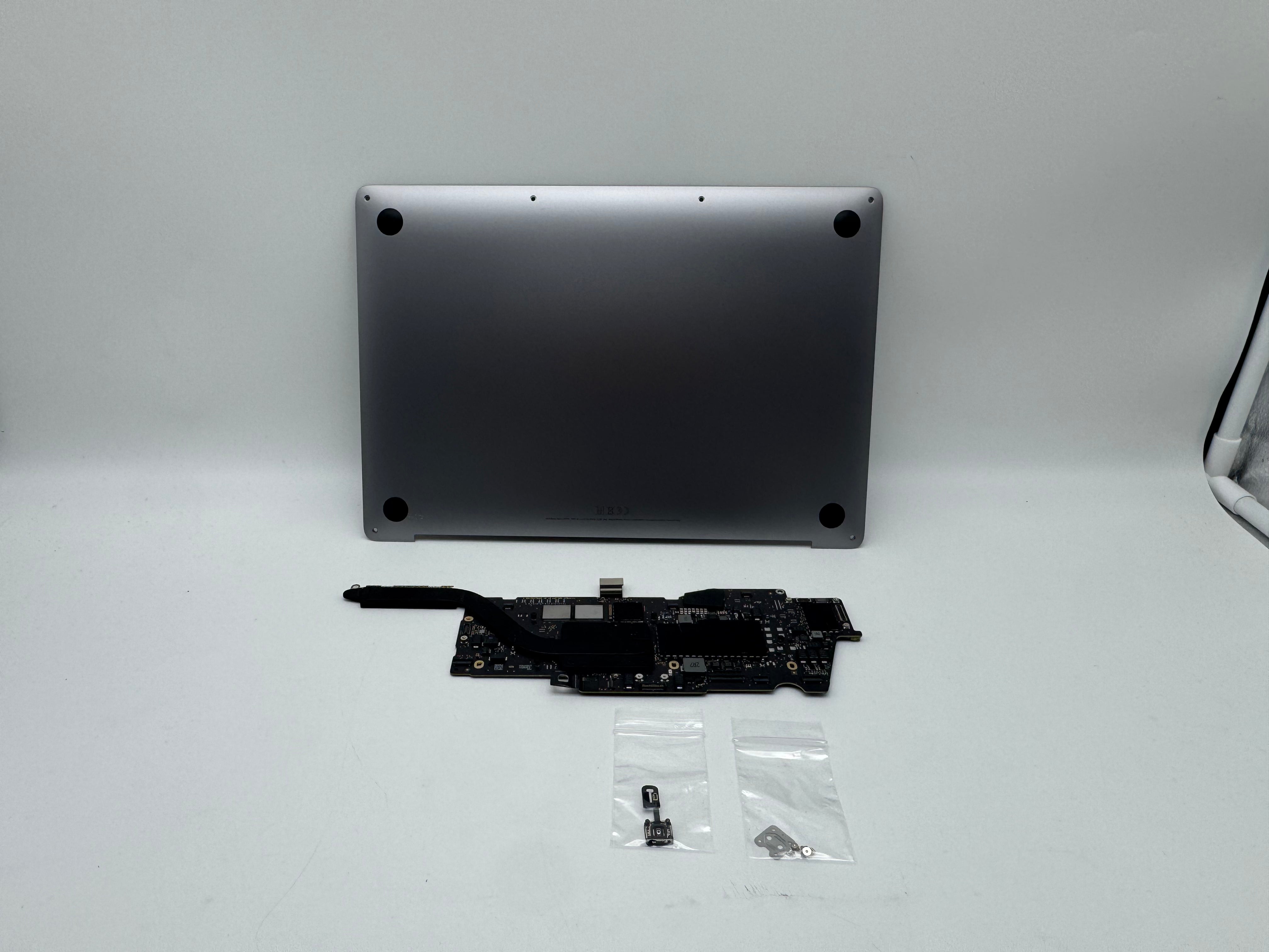 Macbook Pro A2338 13" 2020 M1 8 GB 256GB Mainboard 820-02020-A Logicboard #M23