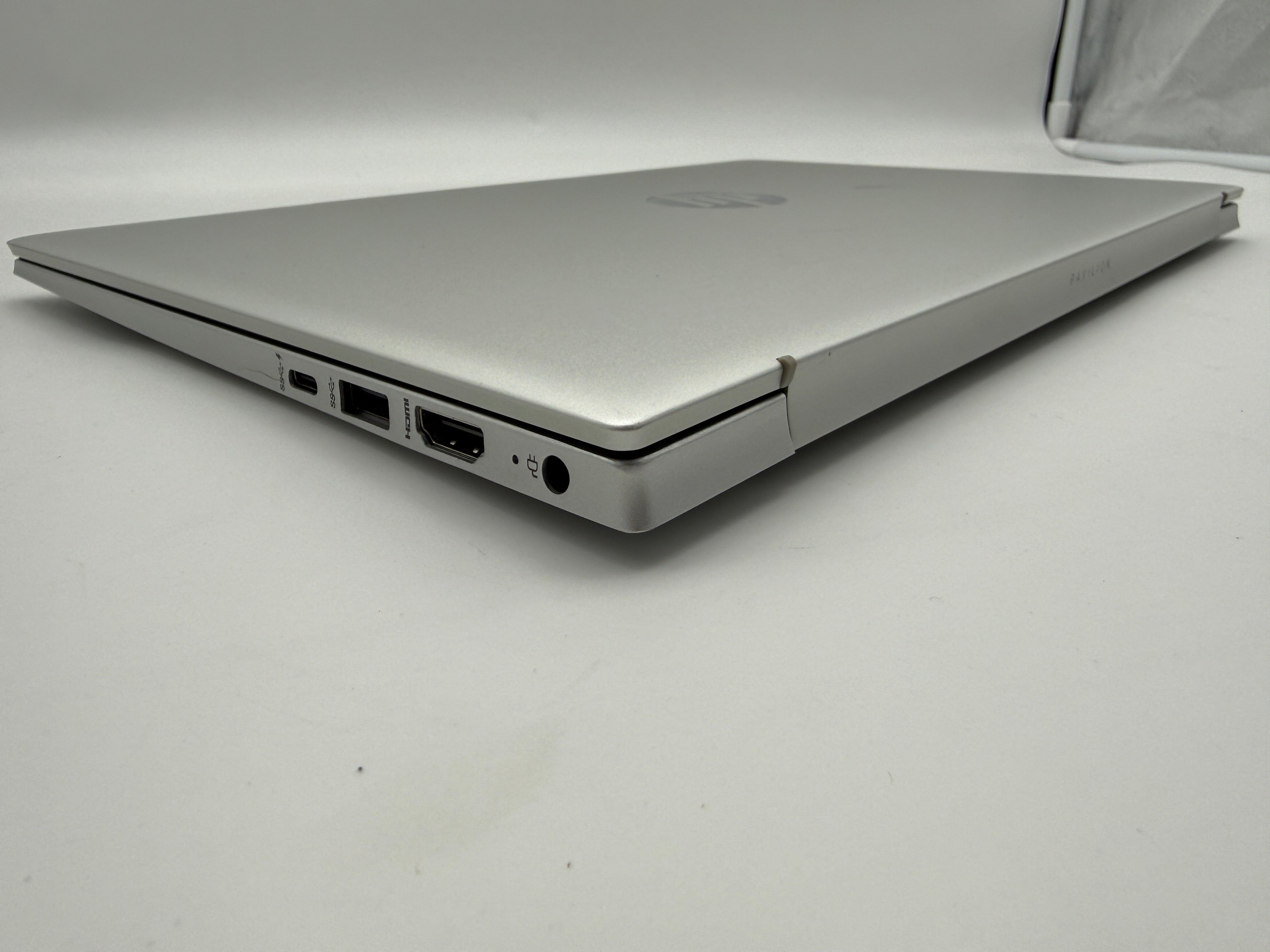 HP Pavilion 14-ec0076ng Ryzen 7 5700U 16GB 512GB 100% Akku MwSt.