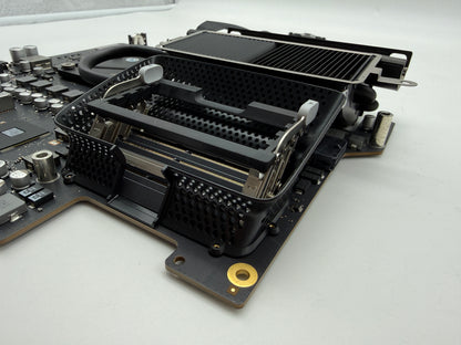 iMac A2115 5K 2019 27“  i5 3,7 GHz Mainboard Logicboard 820-01236-A #M196