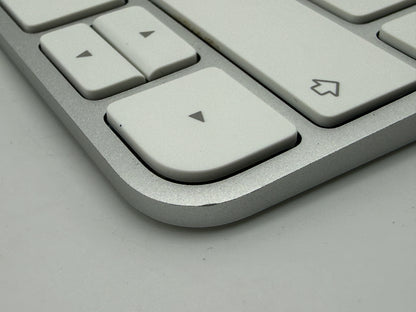 Apple Magic Keyboard A2450 Lightning Battery Weiß silber