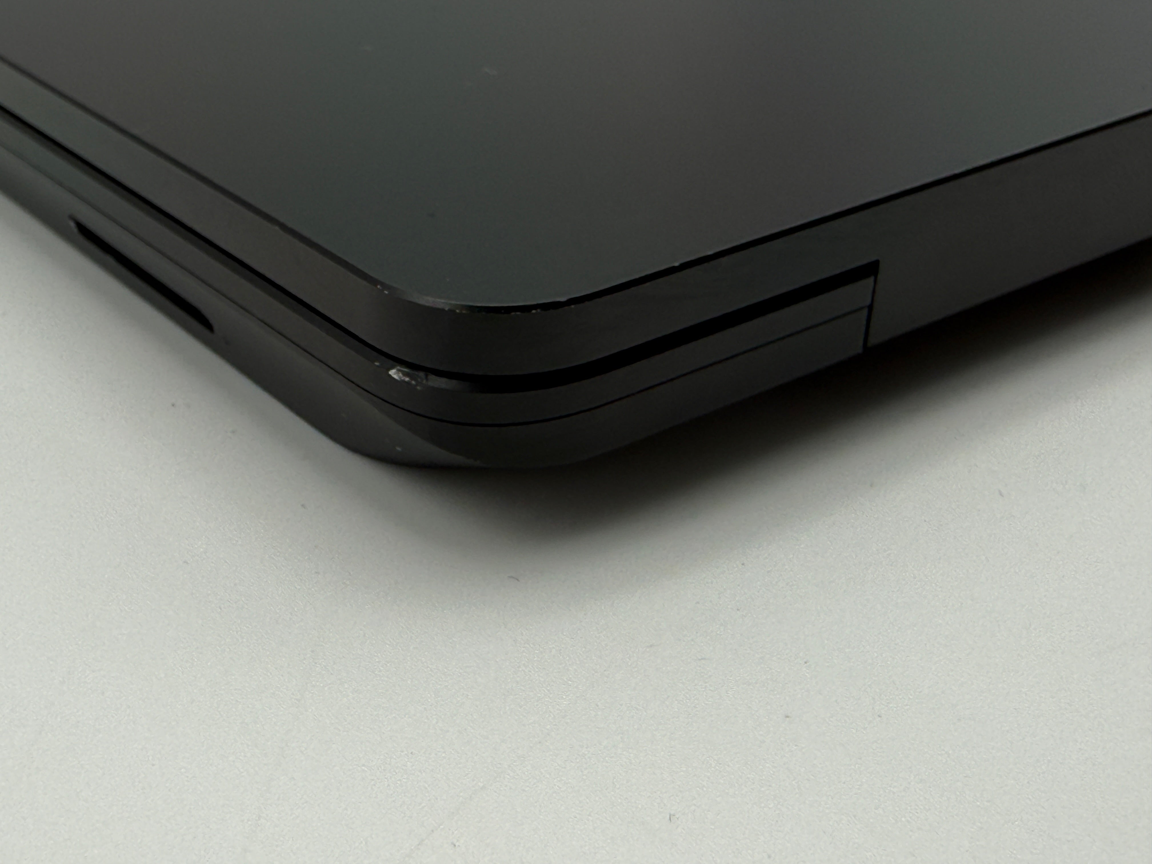 Microsoft Surface Laptop 4 15" AMD Ryzen 7 2GHz 16GB 512GB MwSt.Schwarz