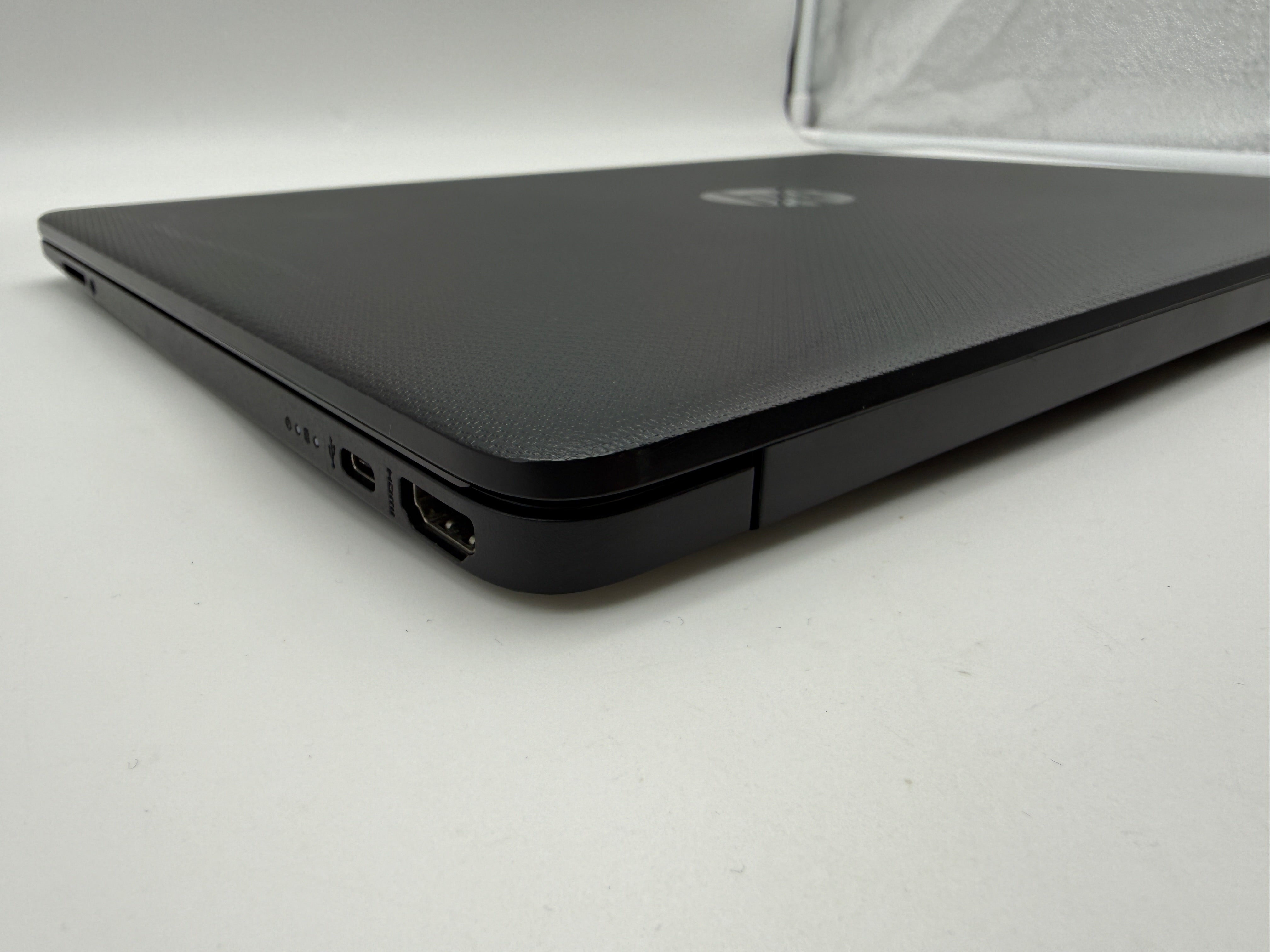 HP 15s-eq2252ng 15.6" AMD Ryzen 5 5500U 2,1GHz 8GB 256GB Schwarz MwSt.