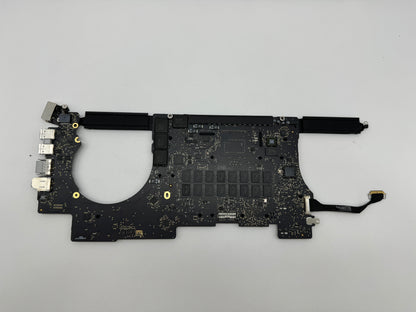 MacBook Pro 15" 2015 A1398 2,5 GHz 16 GB i7 Logicboard Mainboard 820-00426 #M67