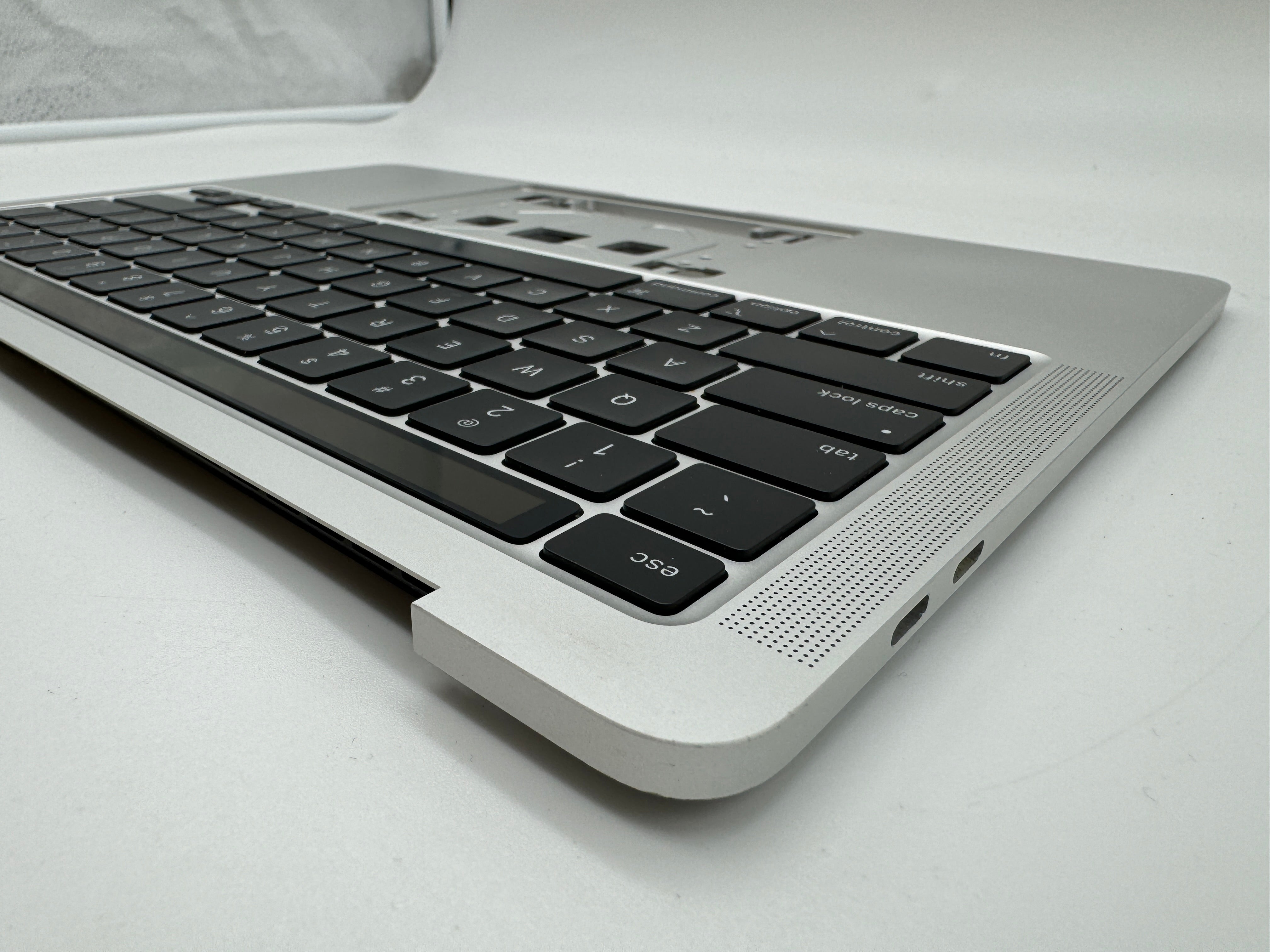 Macbook Pro 13" A2251 2020 Topcase QWERTY Akku Tastatur Silber #T500