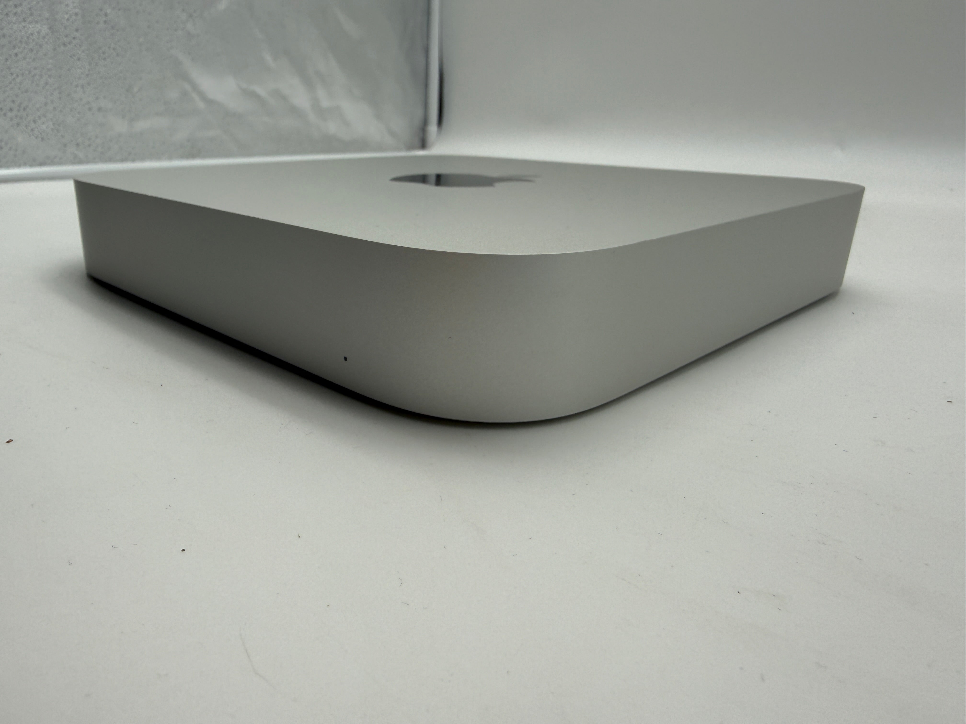 Apple Mac Mini M2 A2686 Gehäuse Housing Silber original Pulled