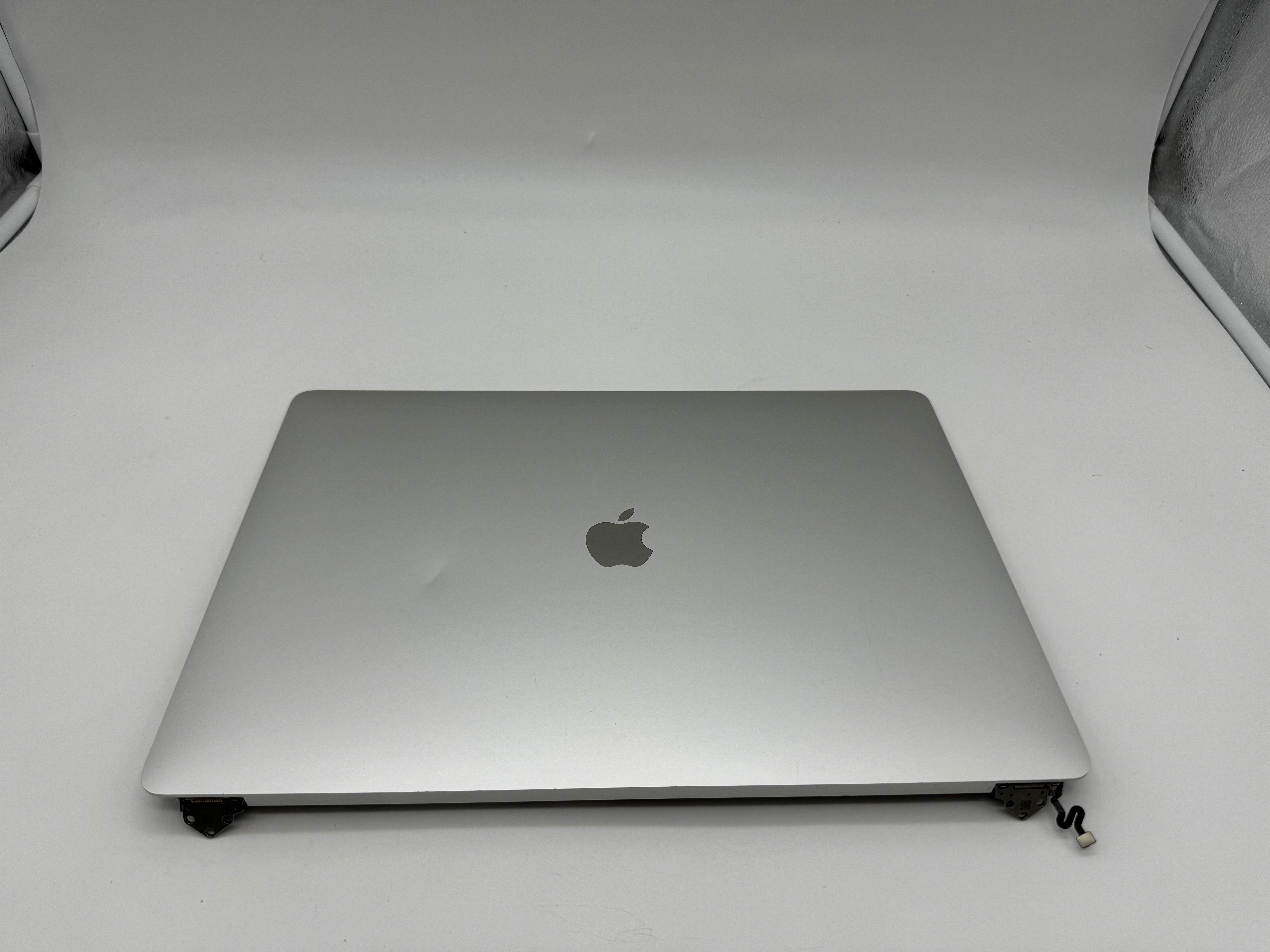 Macbook Pro 16" 2019 A2141 Display Bildschirm Silber #D558