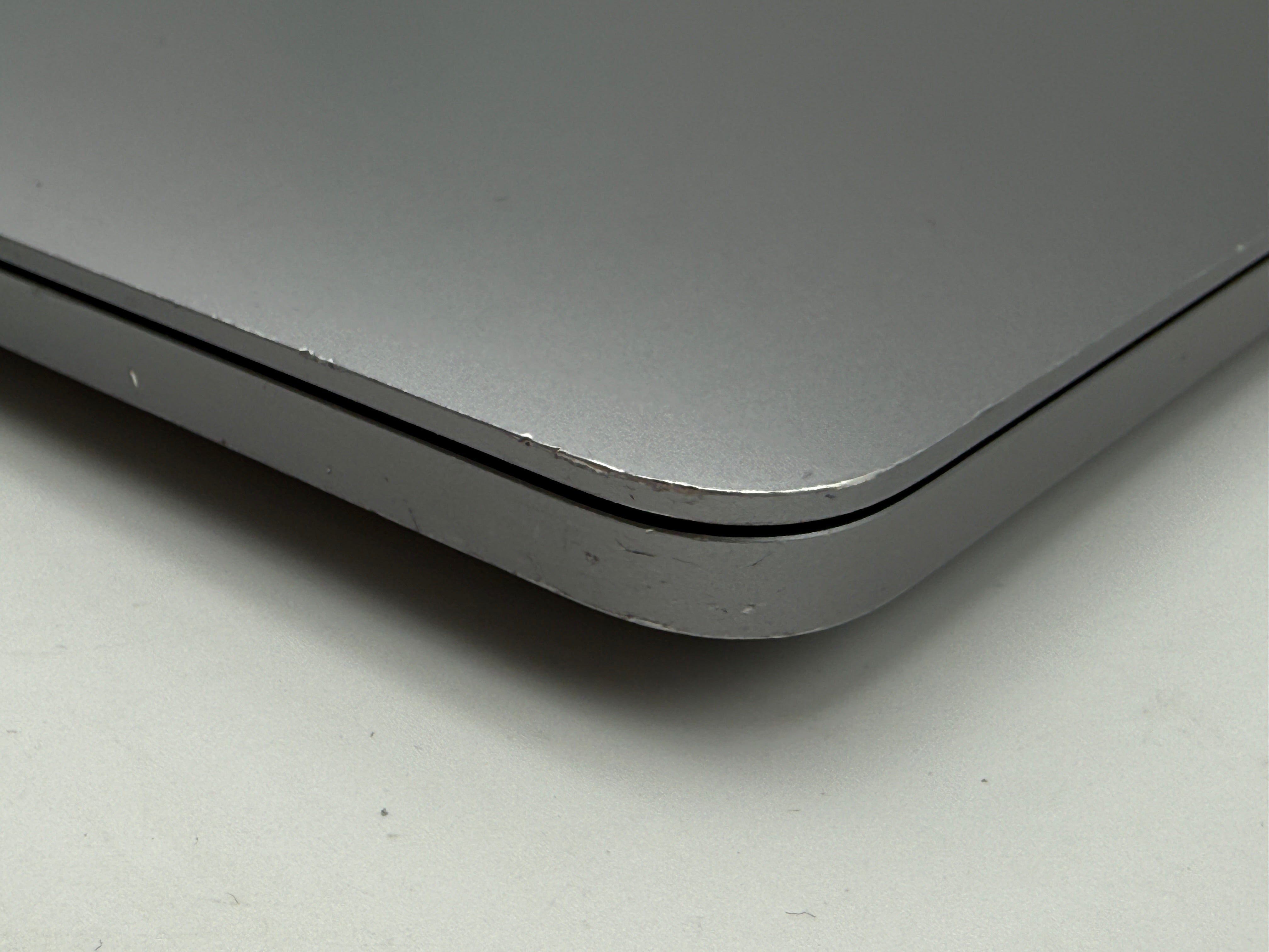 Macbook Pro 13" A2338 M1 16GB 1TB 2020 Spacegrau Grau MwSt. #PS412