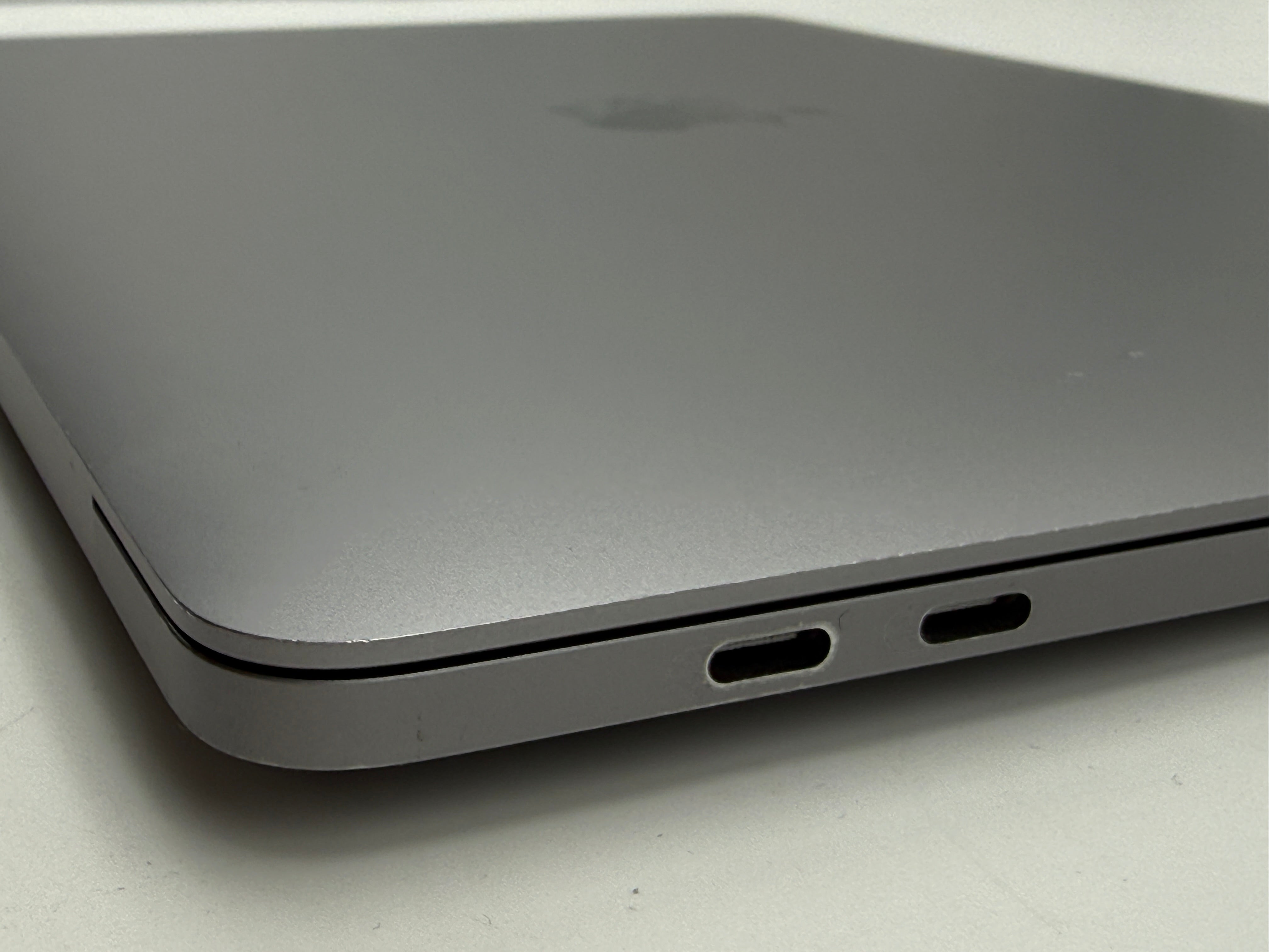 Macbook Pro 13" A2338 M1 16GB 1TB 2020 Spacegrau Grau MwSt. #PS412