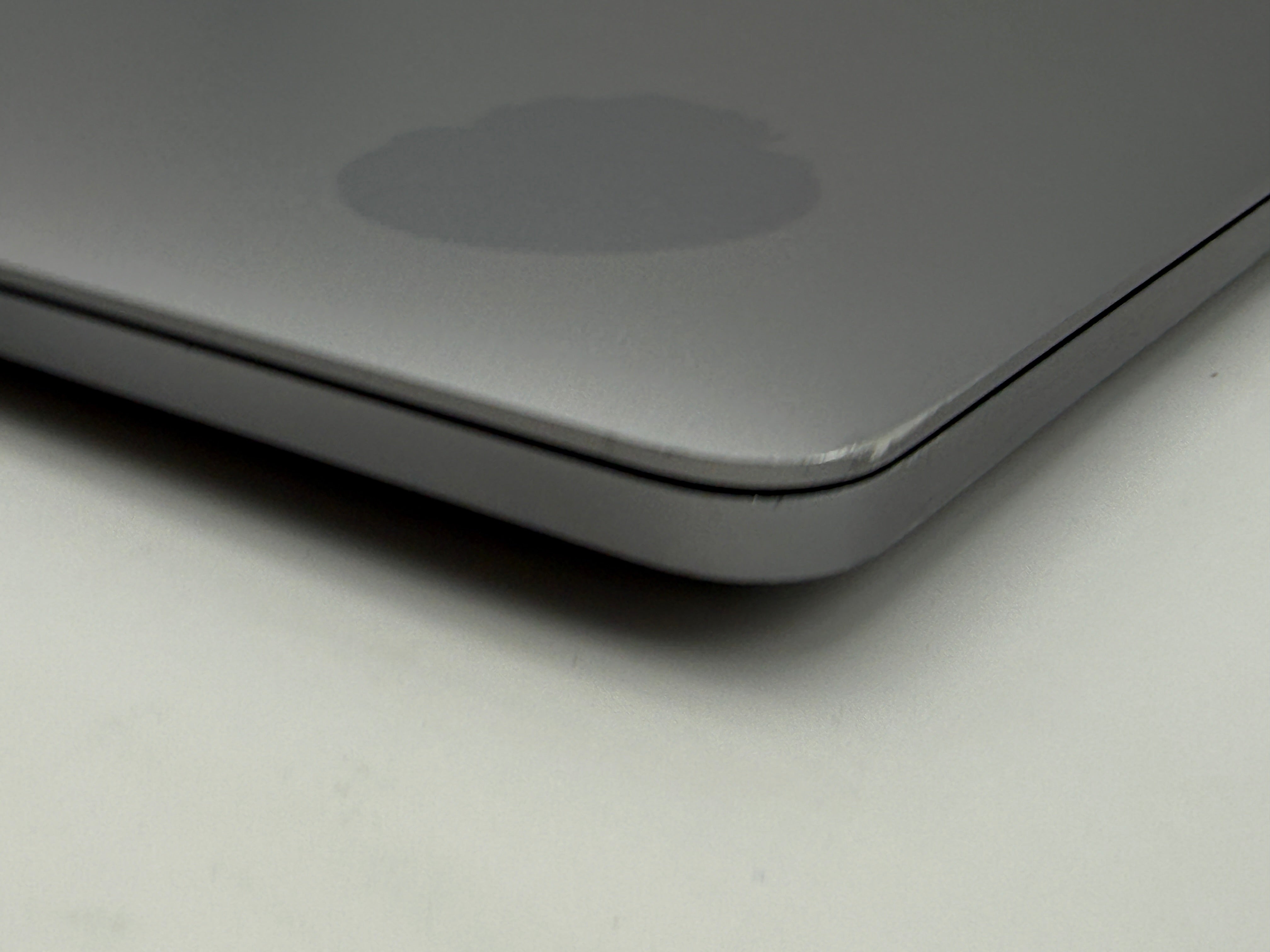 Macbook Pro 13" A2338 M1 16GB 1TB 2020 Spacegrau Grau MwSt. #PS414