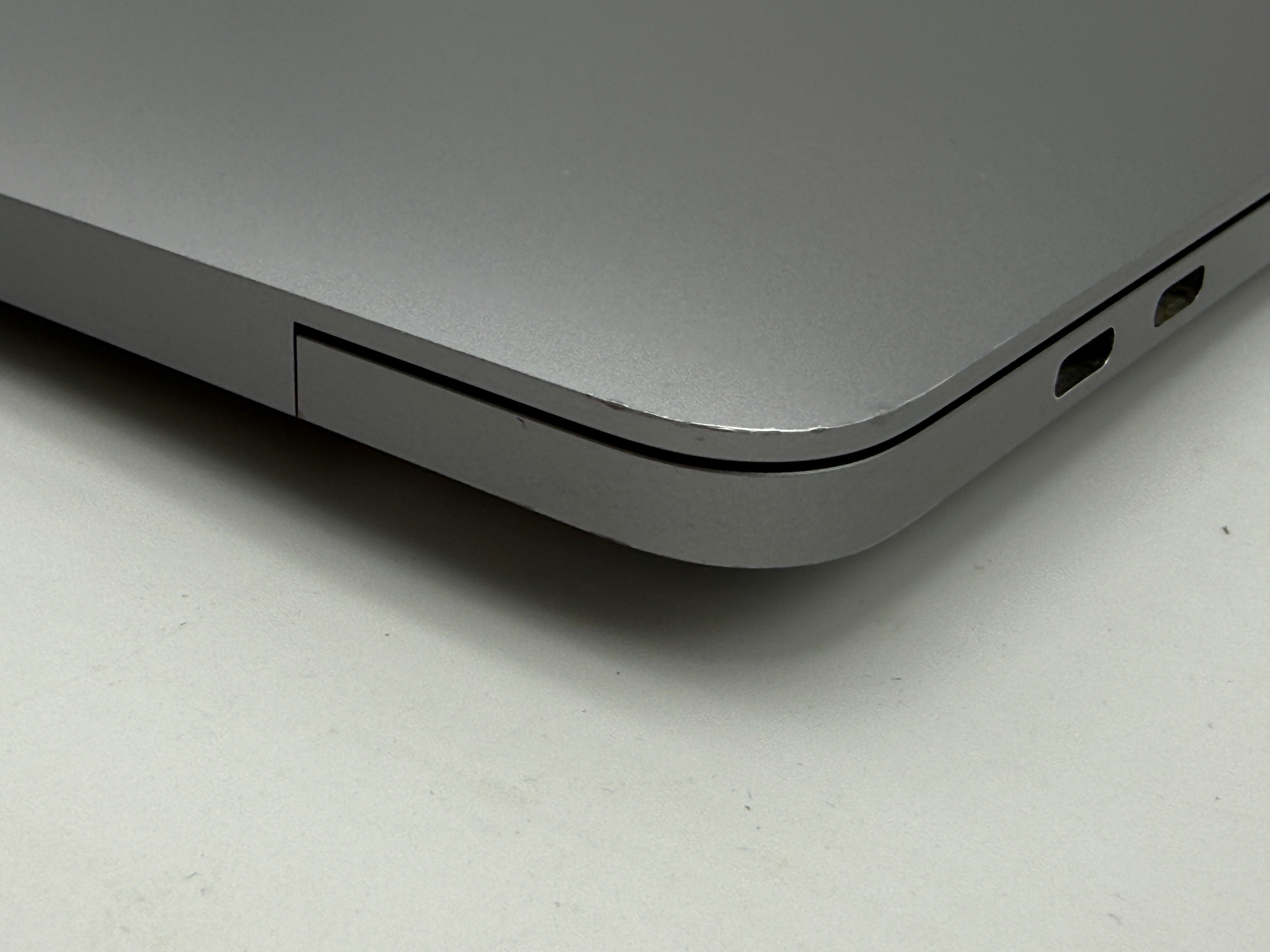 Macbook Pro 13" A2338 M1 16GB 1TB 2020 Spacegrau Grau MwSt. #PS414