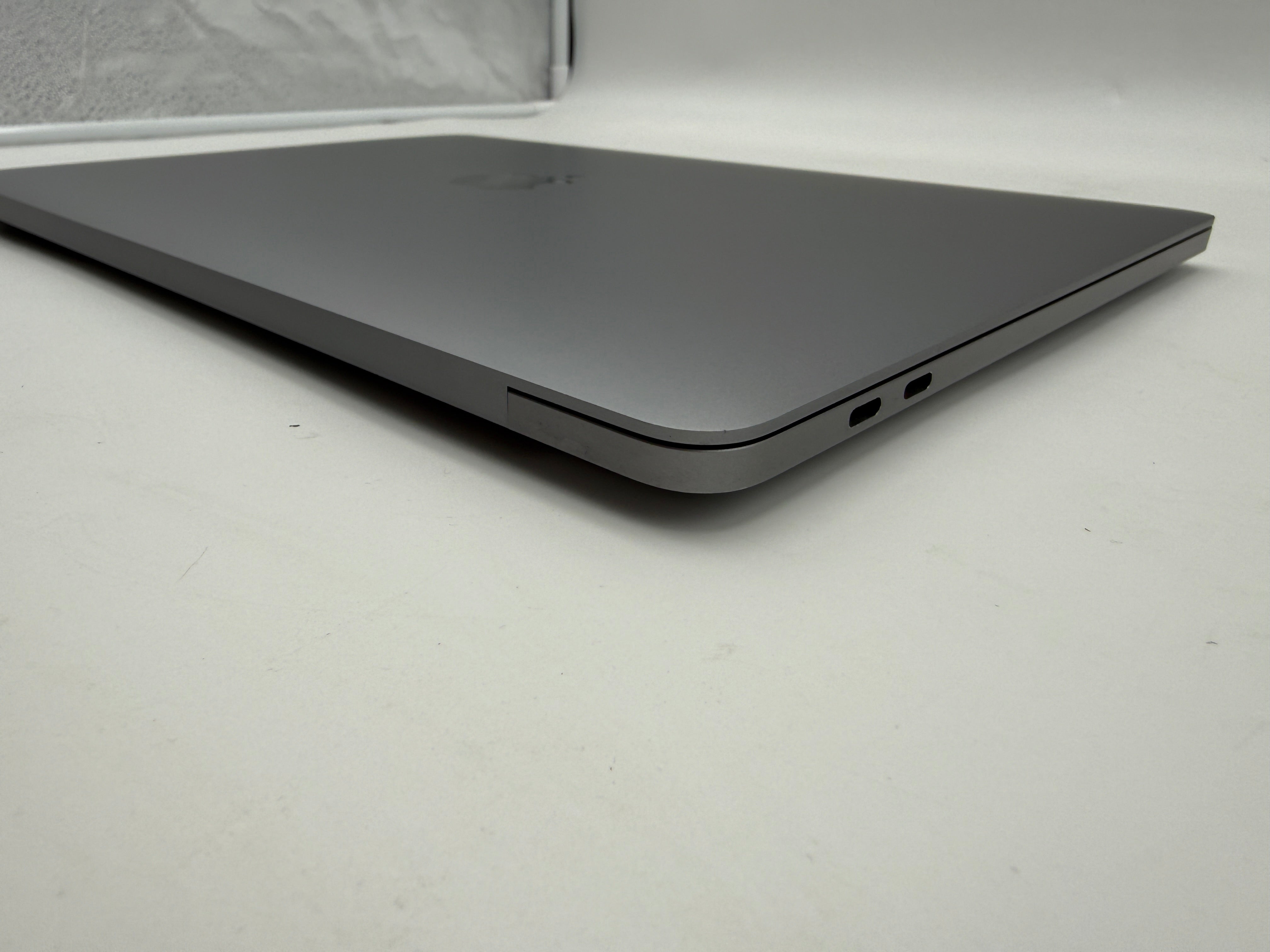 Macbook Pro 13" A2338 M1 16GB 1TB 2020 Spacegrau Grau MwSt. #PS416