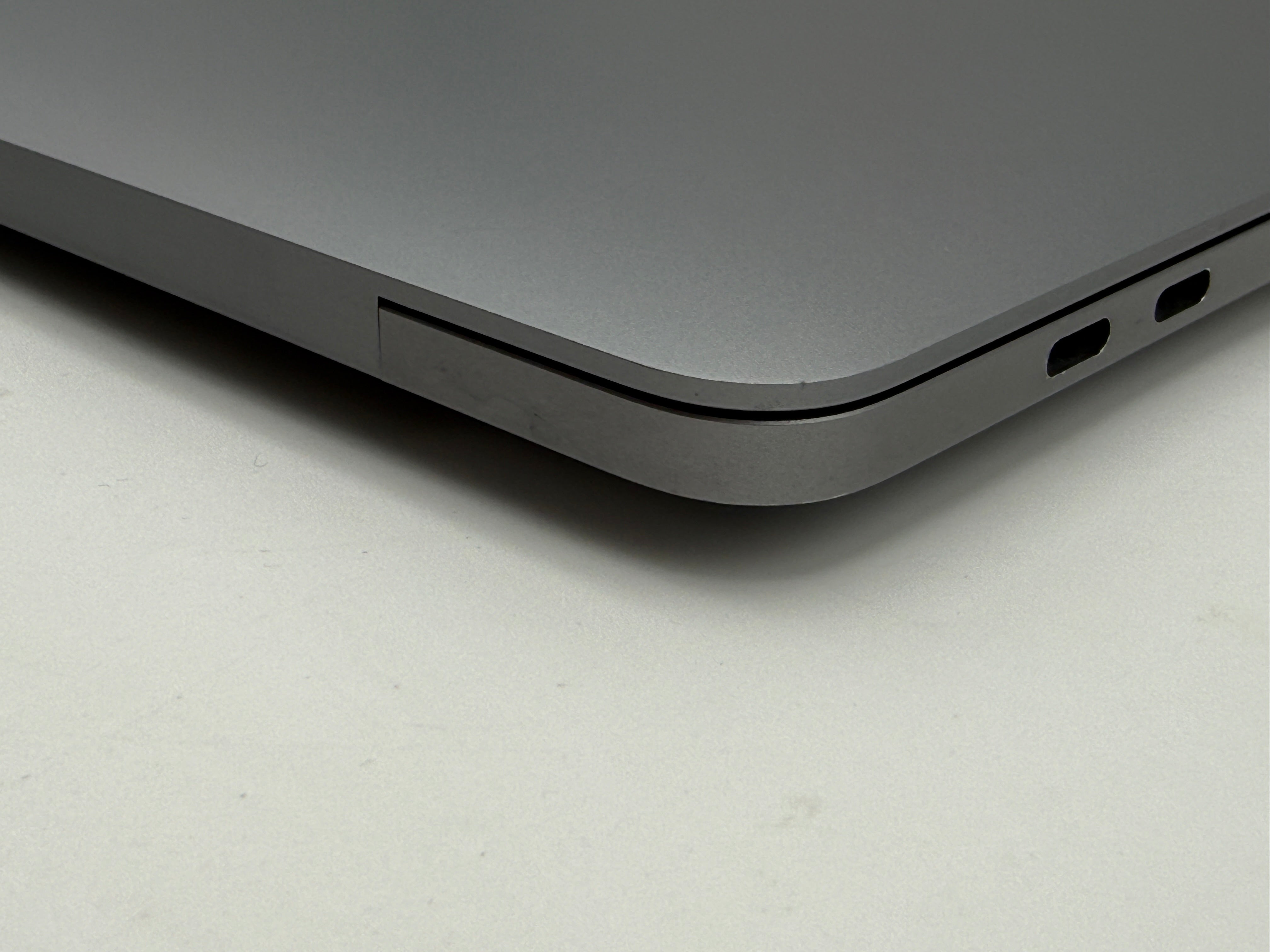 Macbook Pro 13" A2338 M1 16GB 1TB 2020 Spacegrau Grau MwSt. #PS416